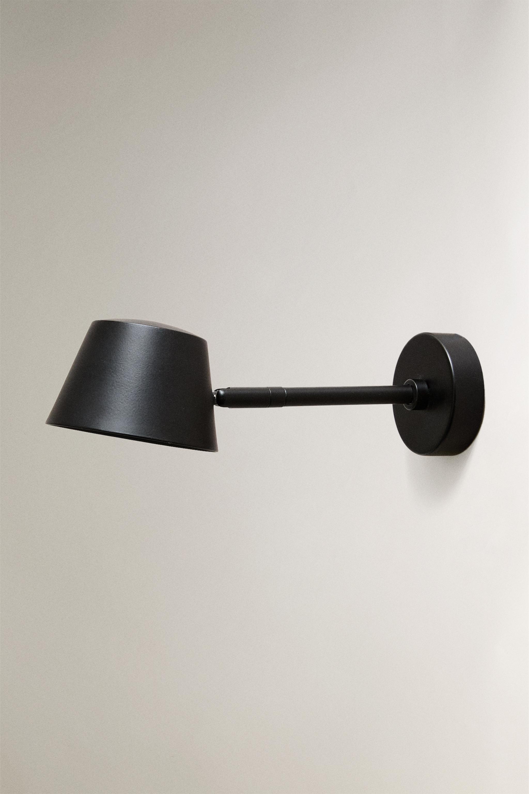 LAMP | IRON WALL SCONCE