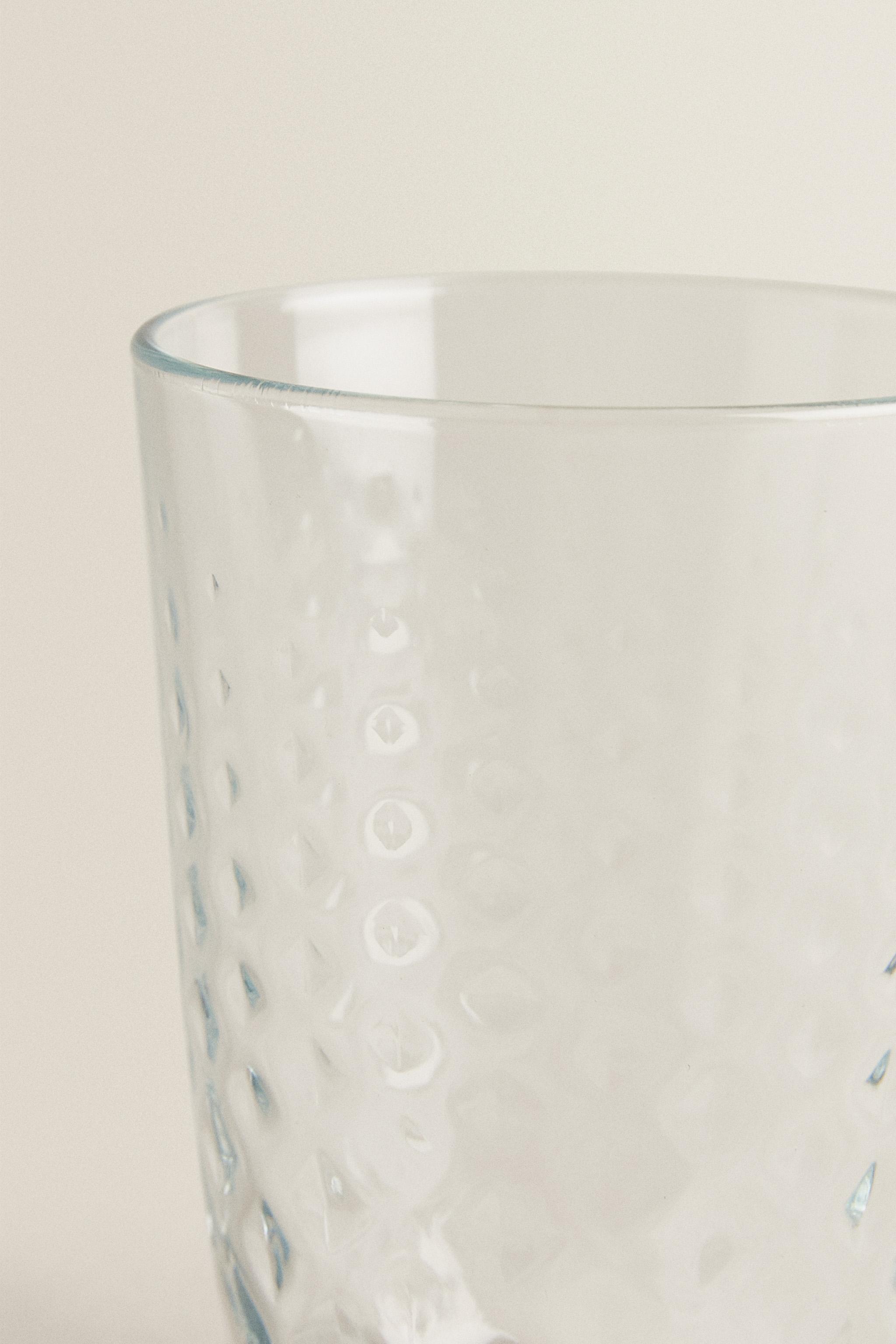 RAISED DESIGN TUMBLER