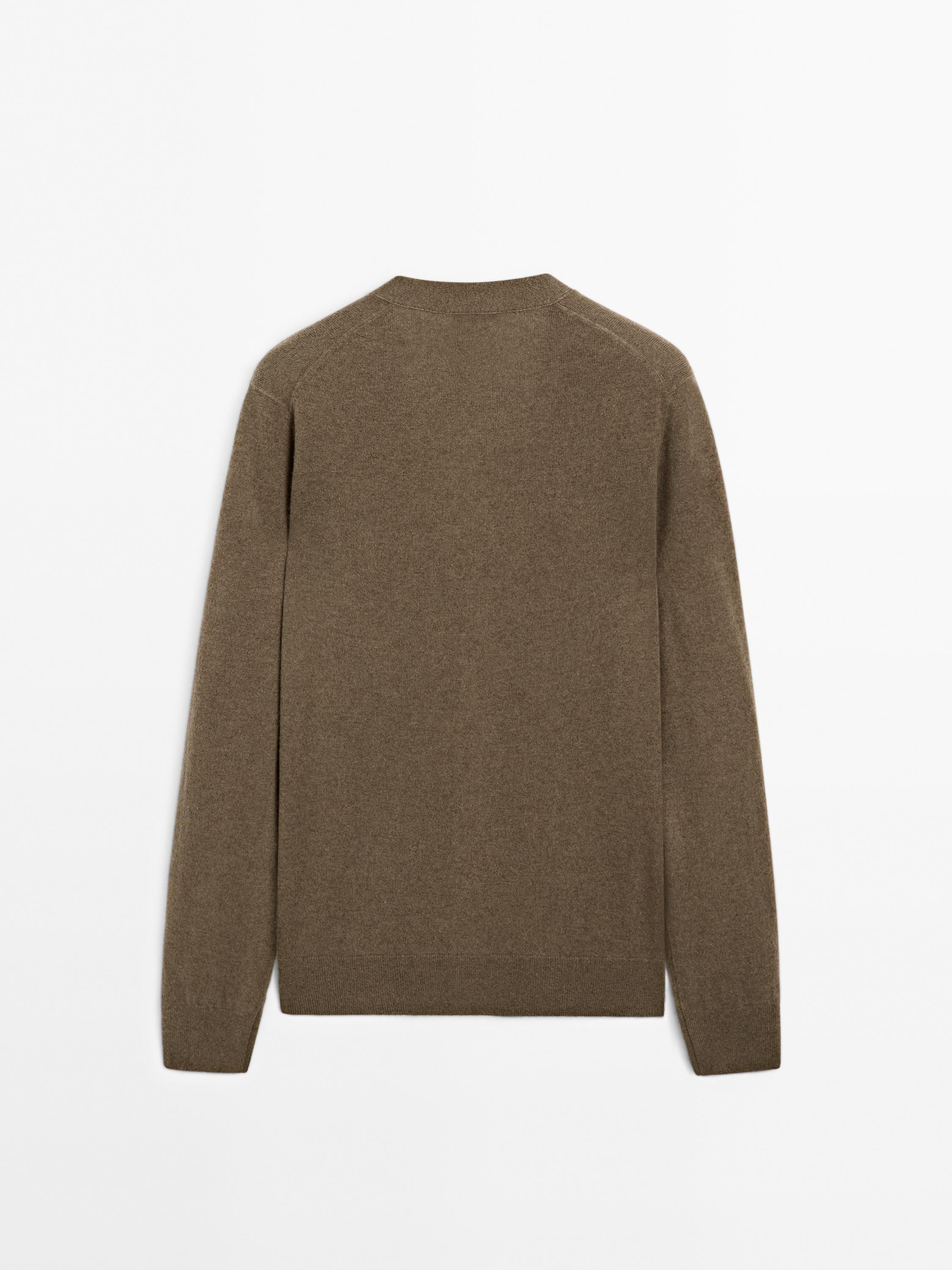 100% cashmere V-neck cardigan