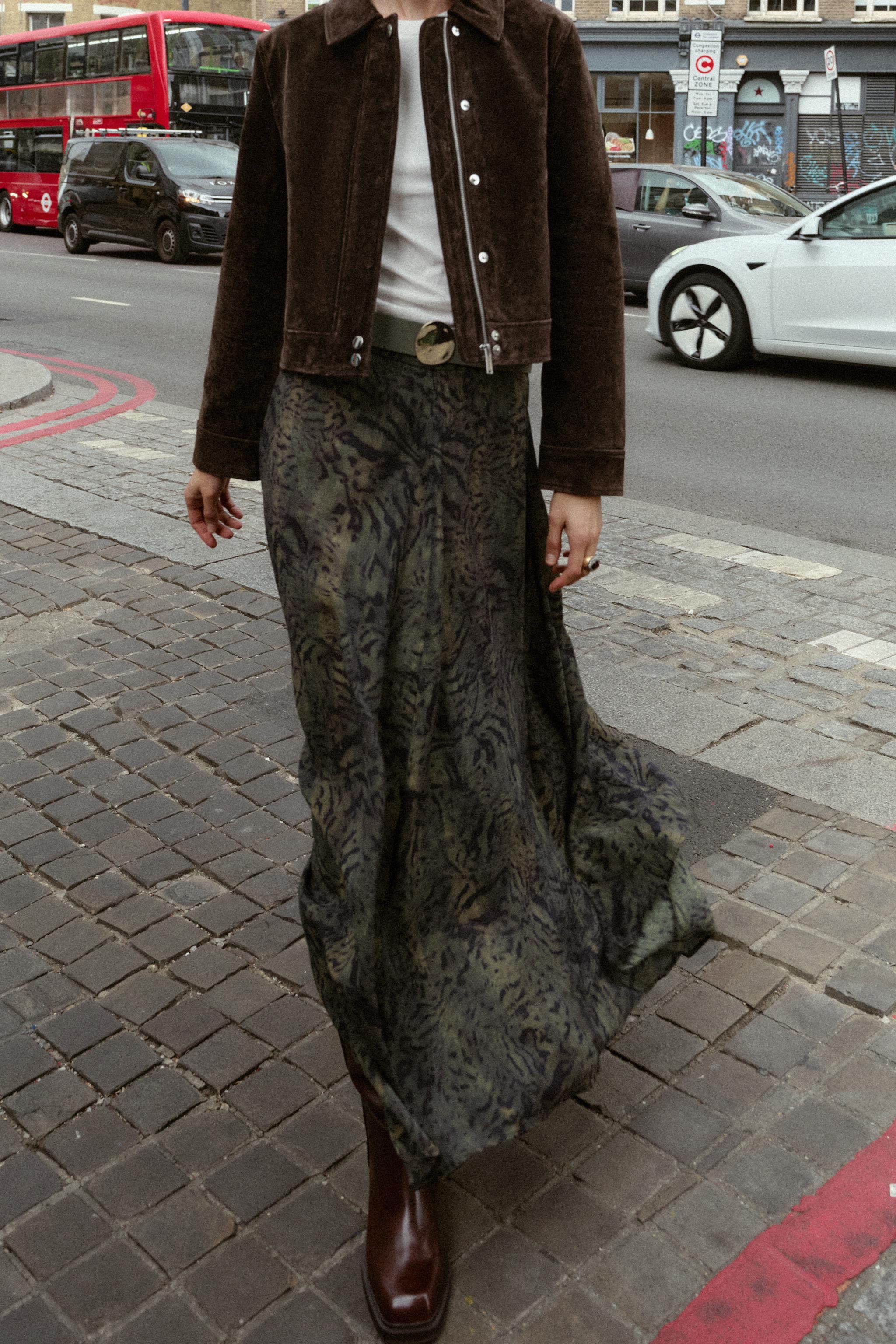 BELTED ANIMAL PRINT MIDI SKIRT