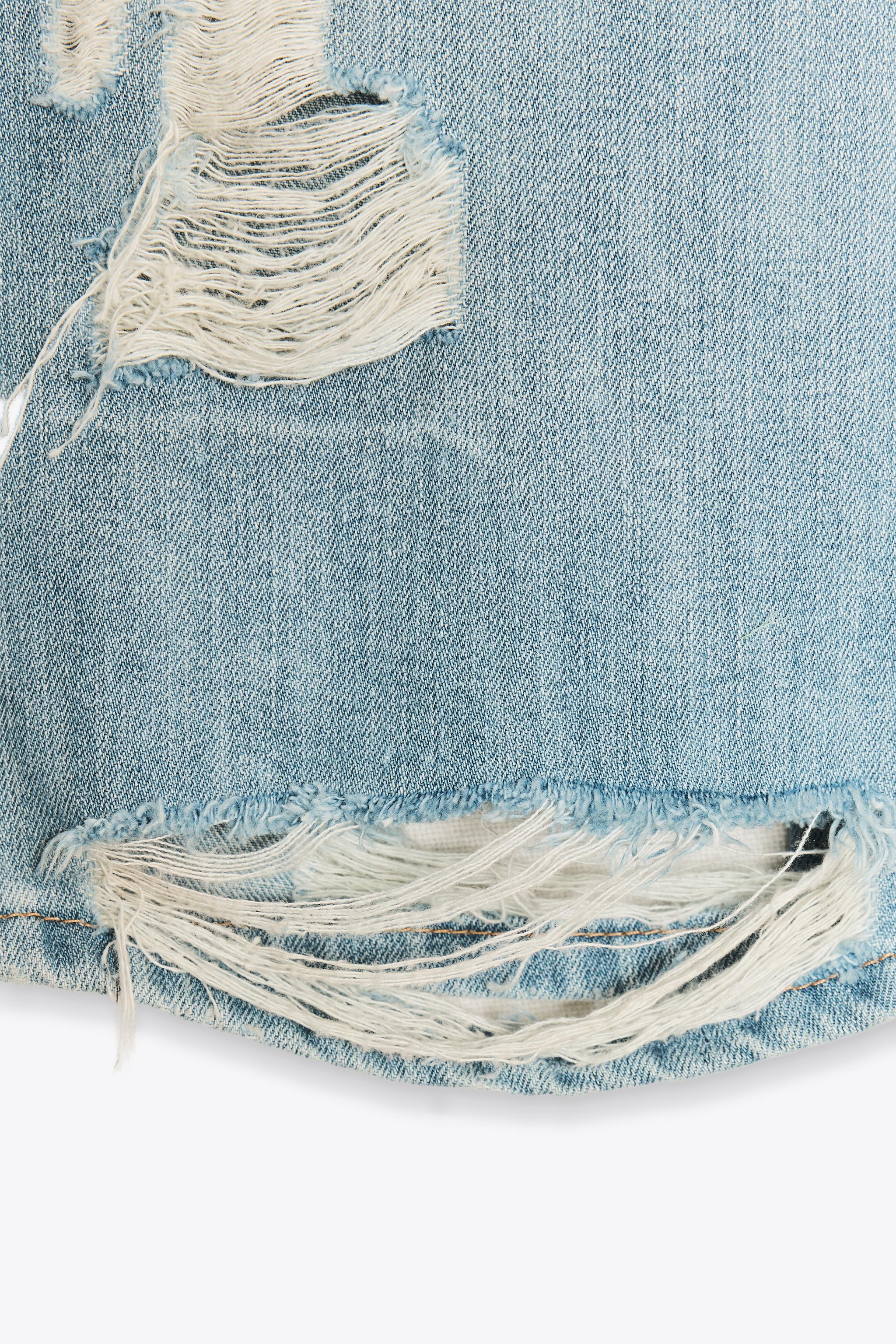 RIPPED LOW RISE TRF DENIM JORTS