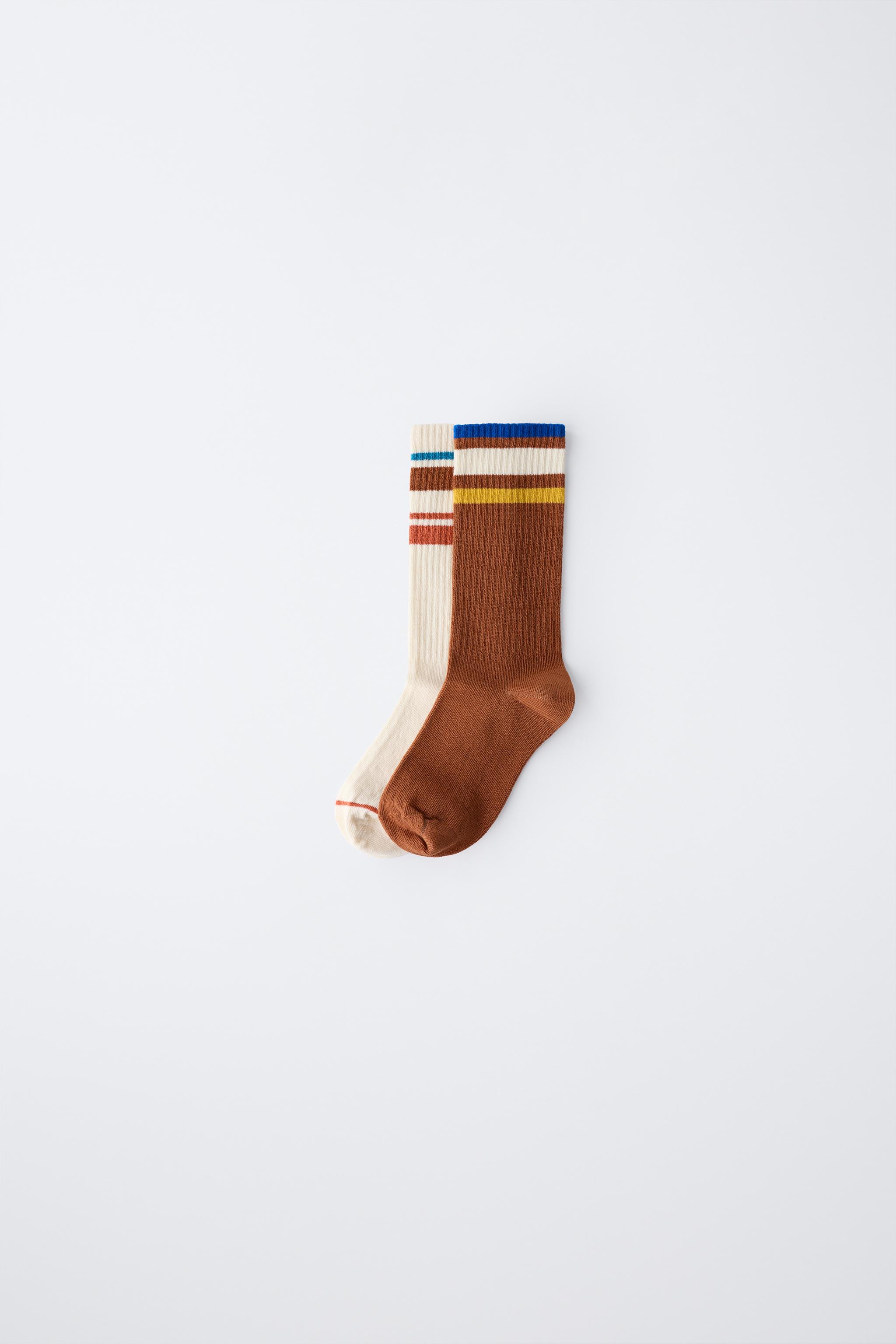 TWO-PACK OF STRIPED LONG SOCKS