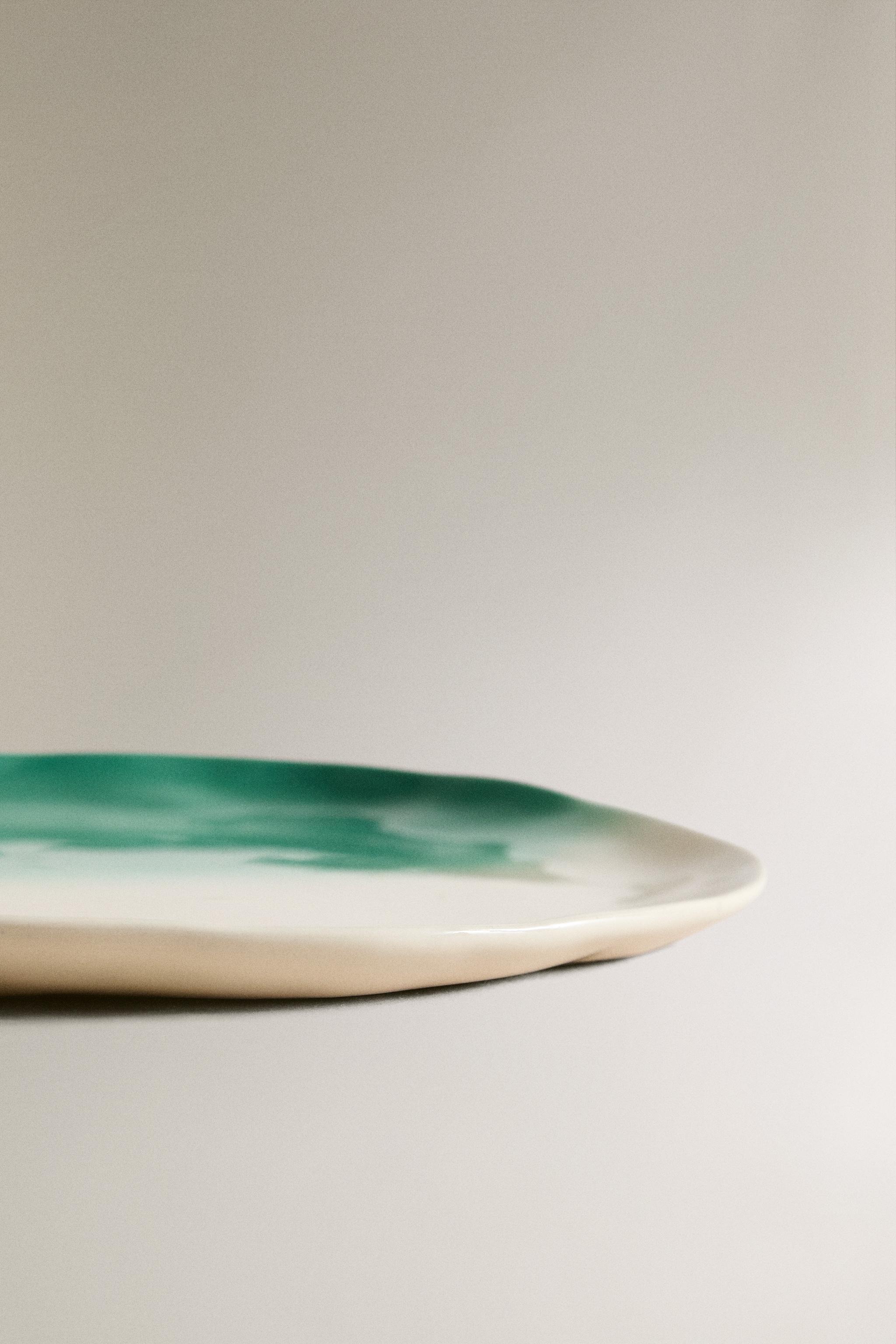 OMBRÉ STONEWARE DESSERT PLATE X COLLAGERIE