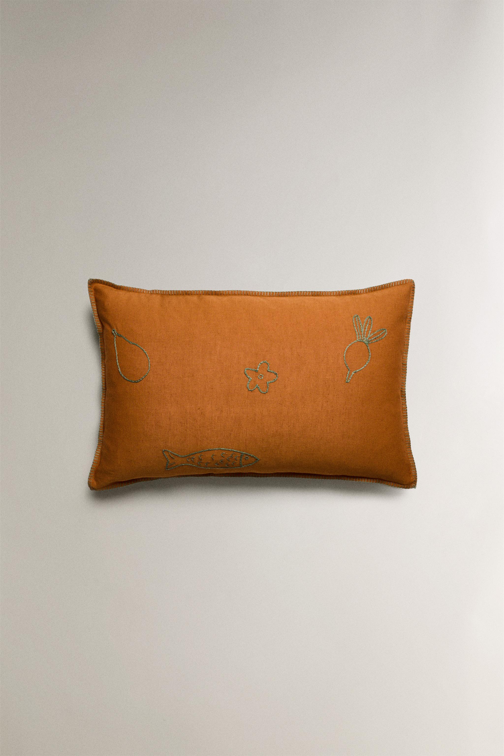 THROW PILLOW COVER WITH RAISED DESIGN EMBROIDERY