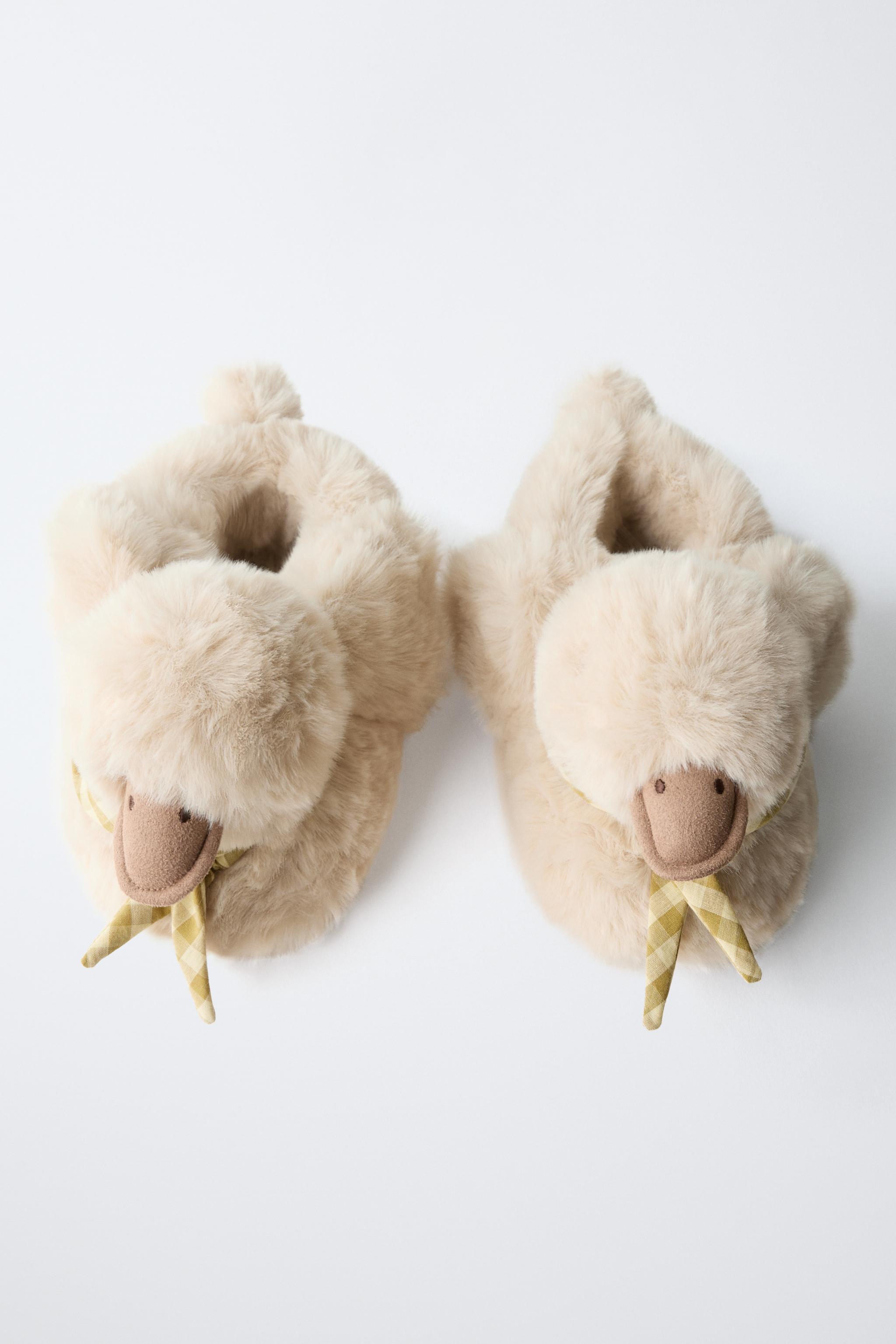 DUCKLING HOUSE SLIPPERS