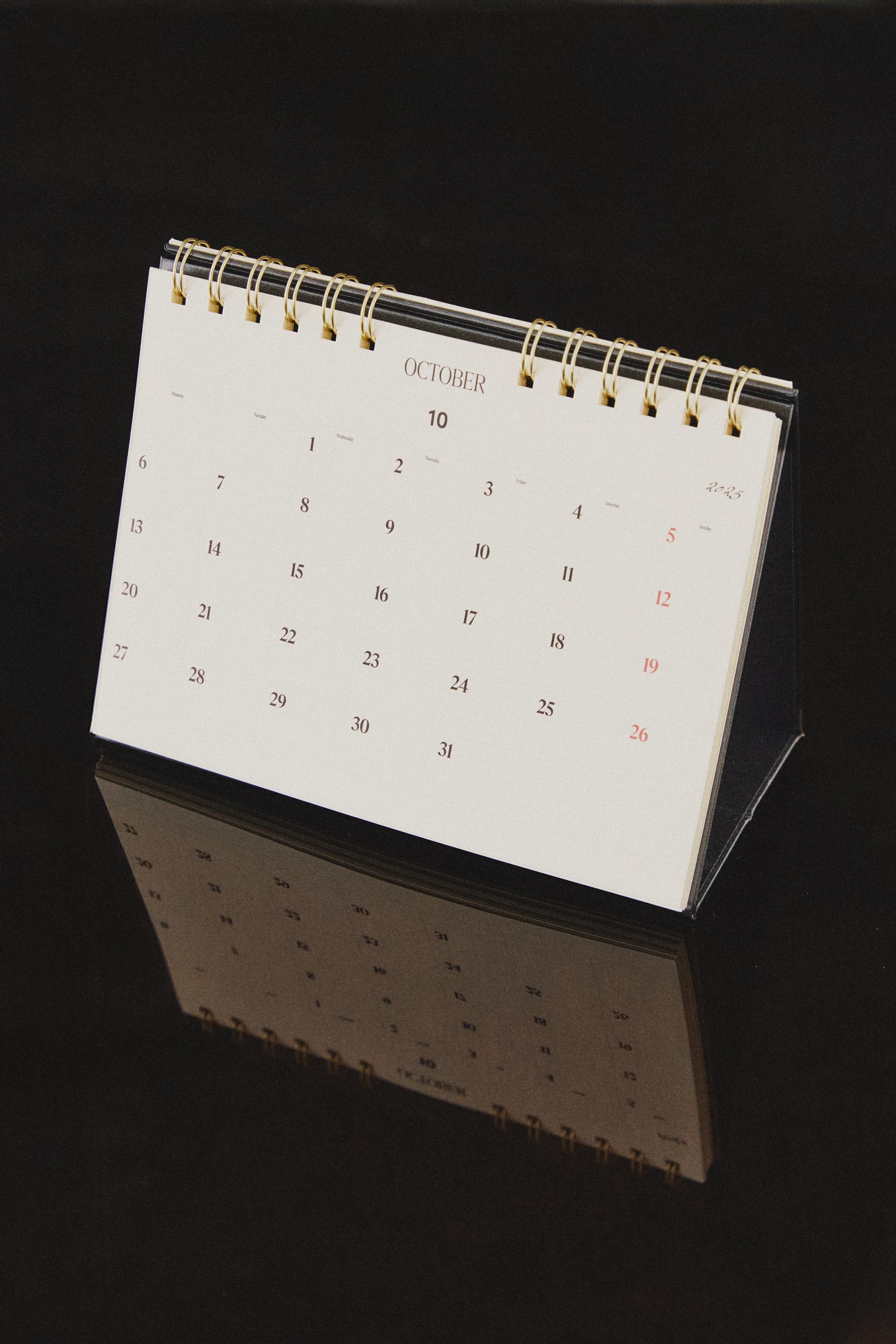 A5 DESK CALENDAR