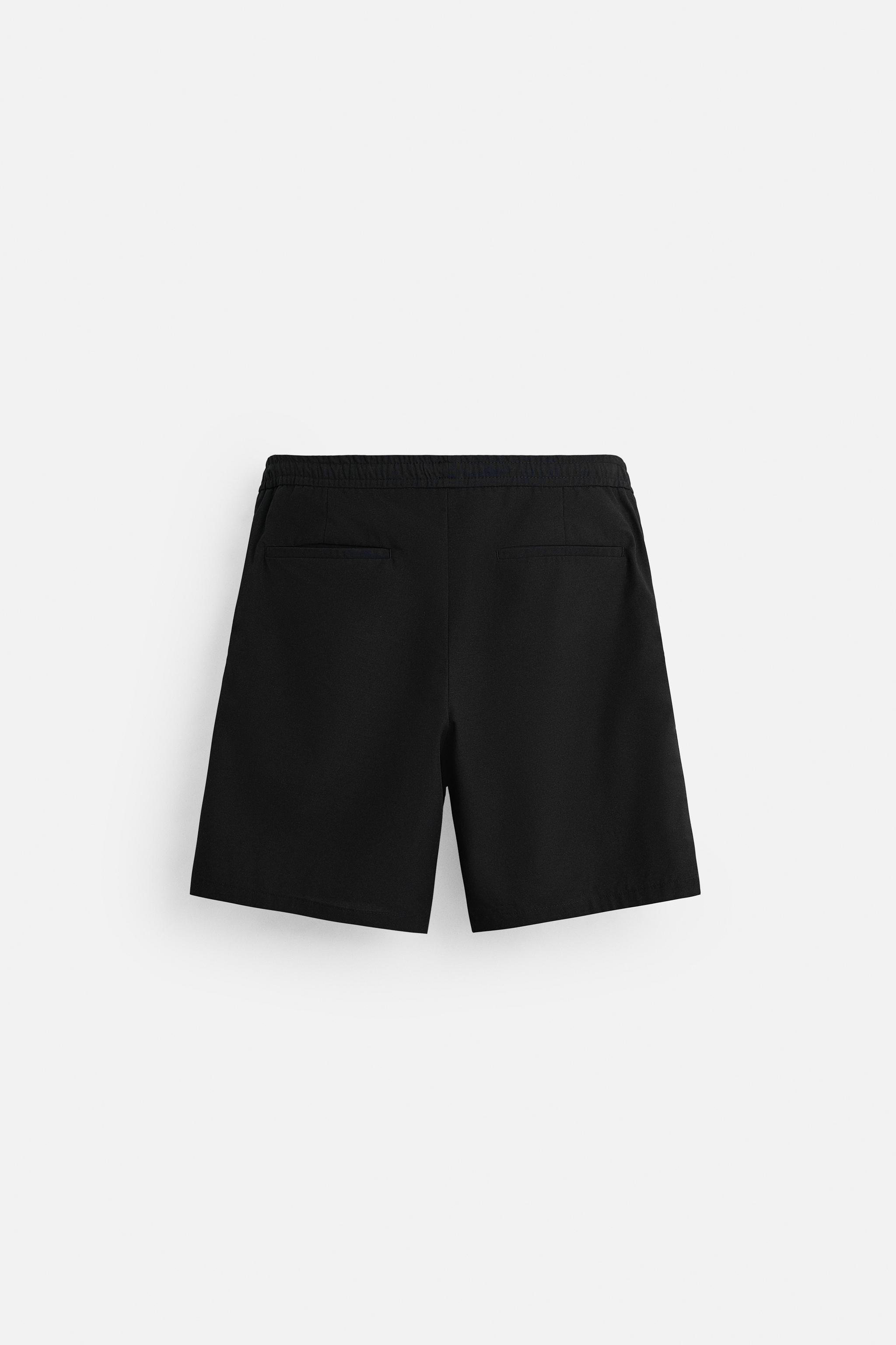 TEXTURED REGULAR FIT SHORTS