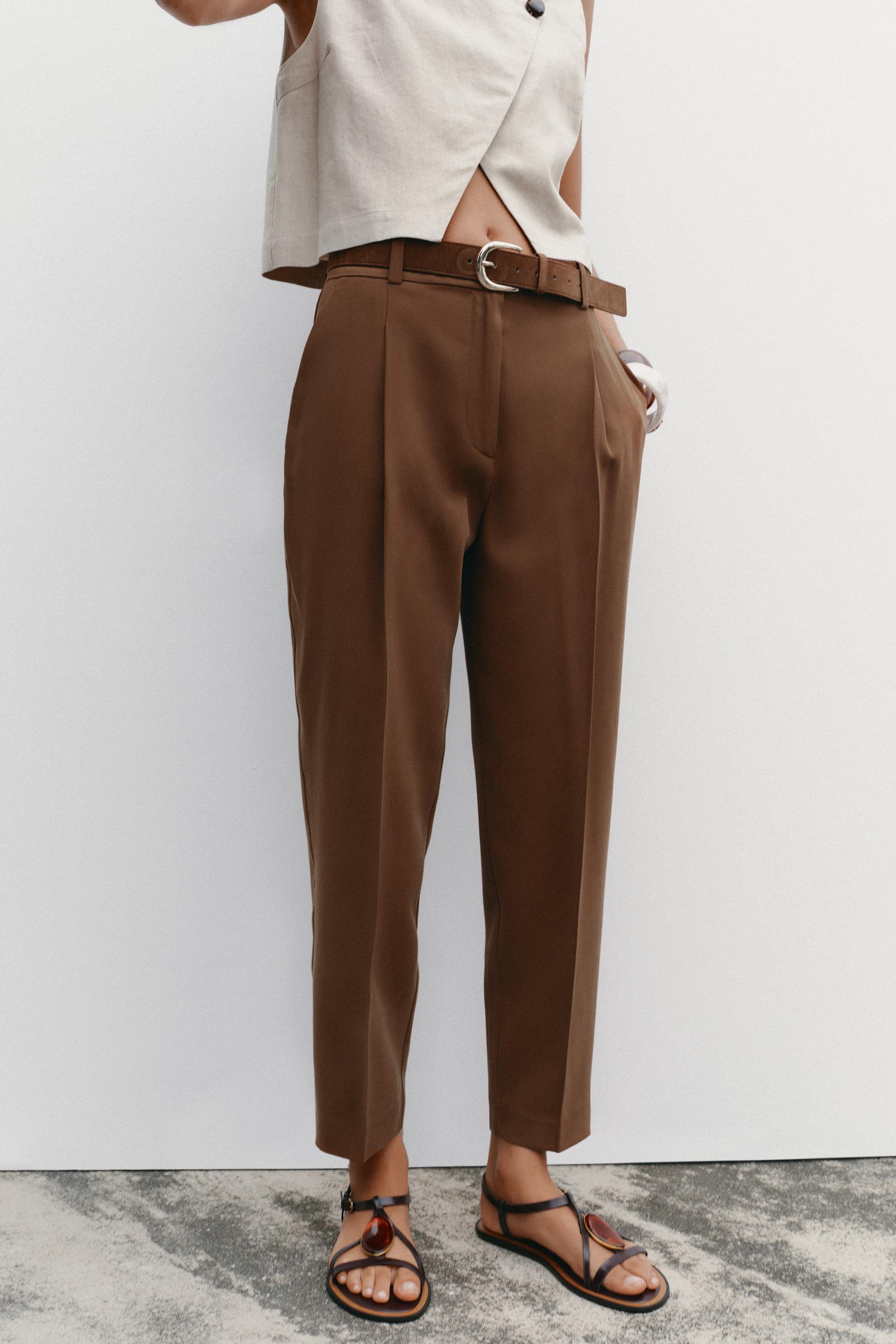 BELTED FLOWY PANTS