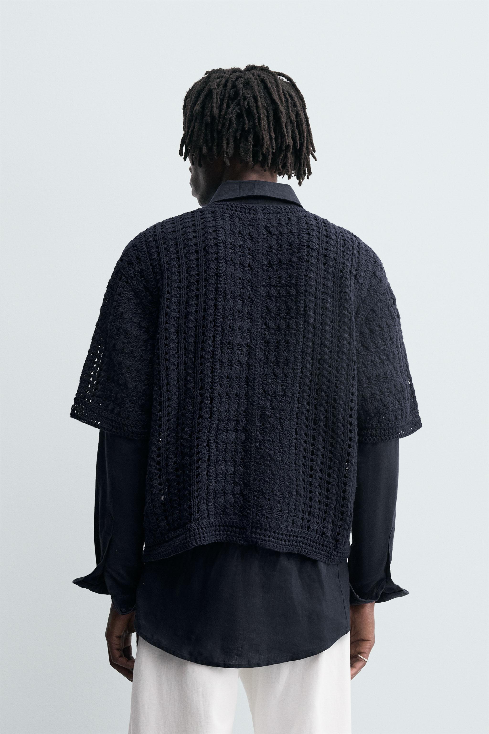 CROCHET TEXTURED T-SHIRT