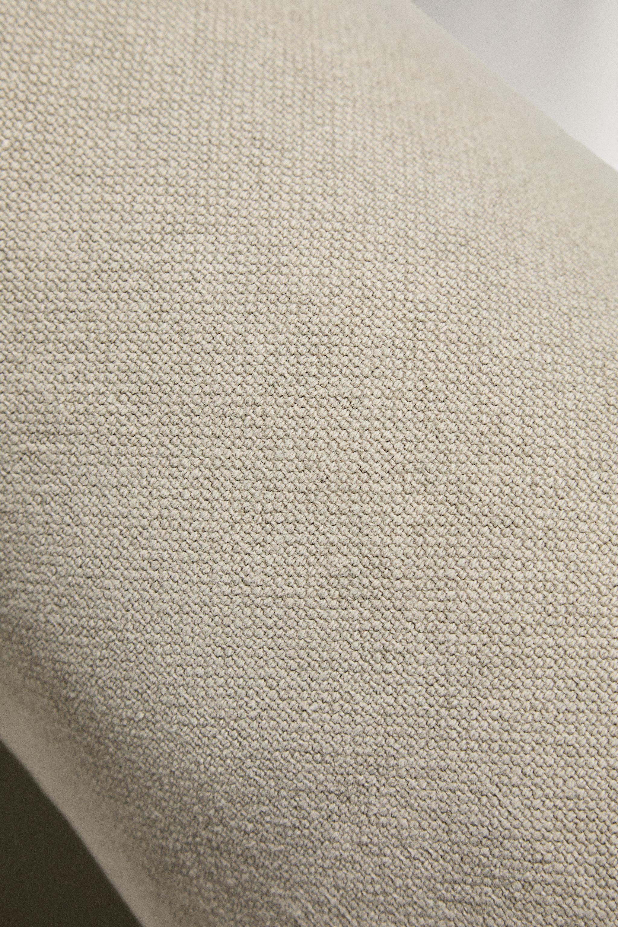 BOLSTER PILLOWS WITH TOPSTITCHING