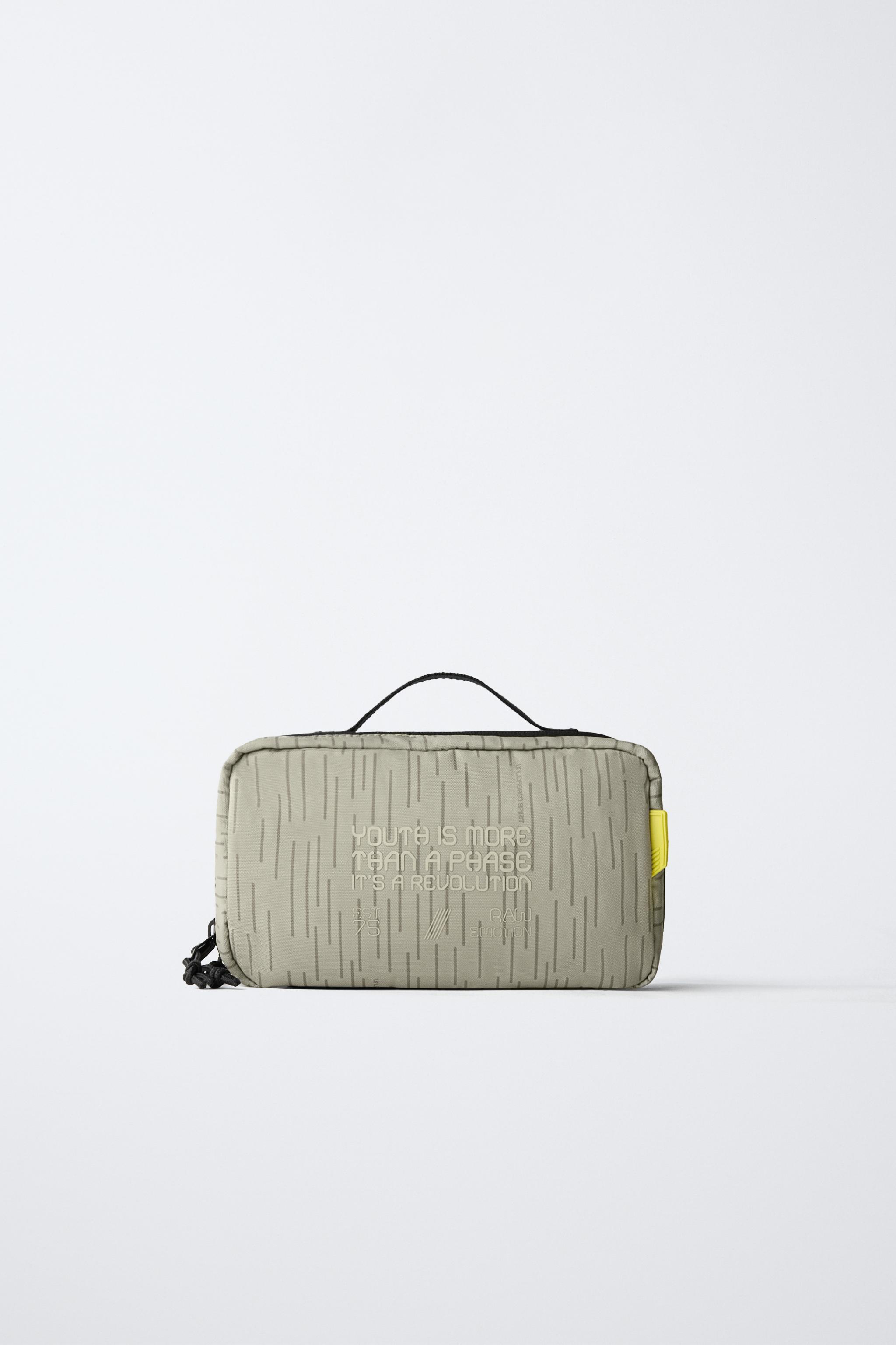 EXPLORER TOILETRY BAG