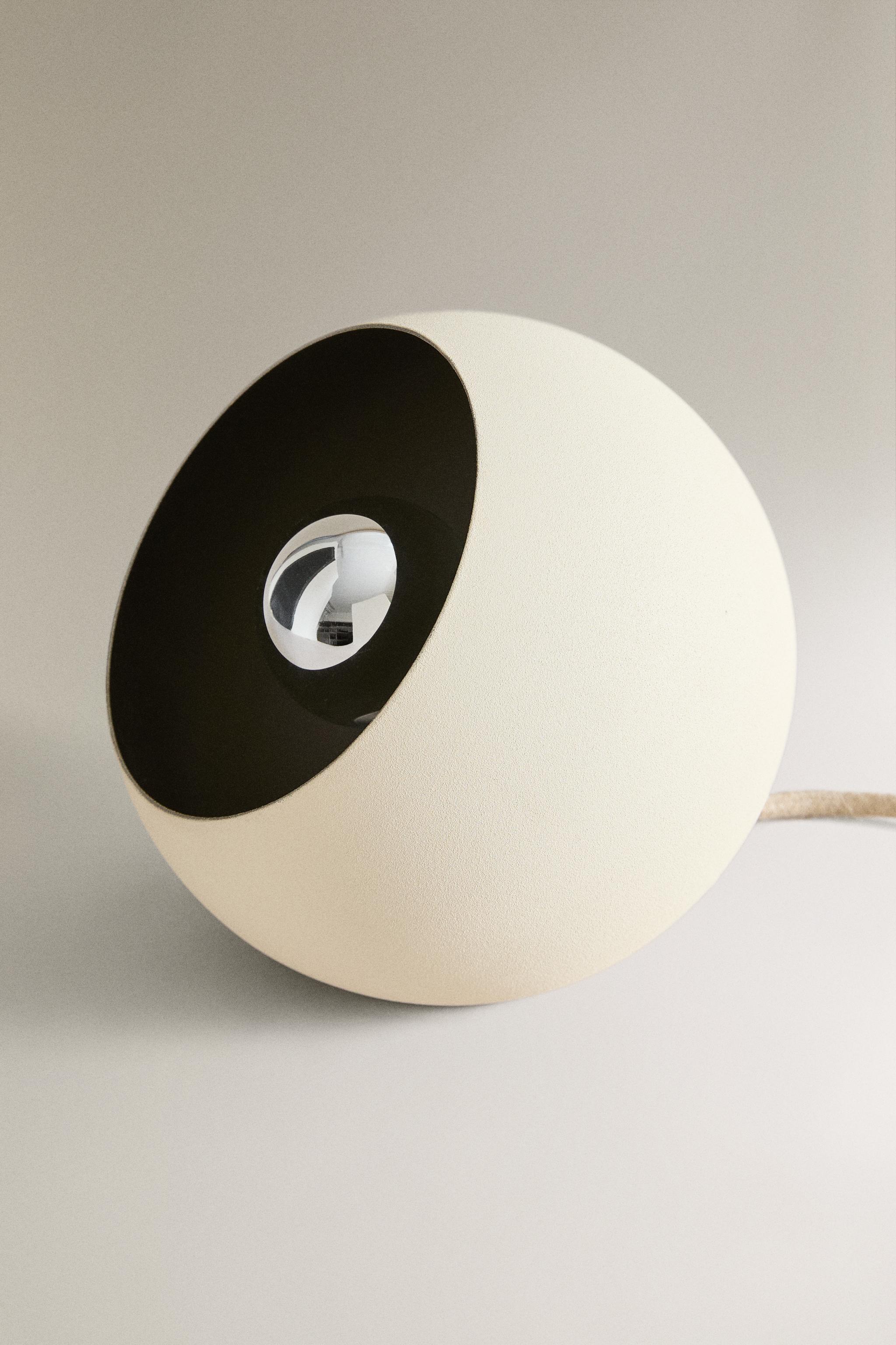 SEMI SPHERE TABLE LAMP