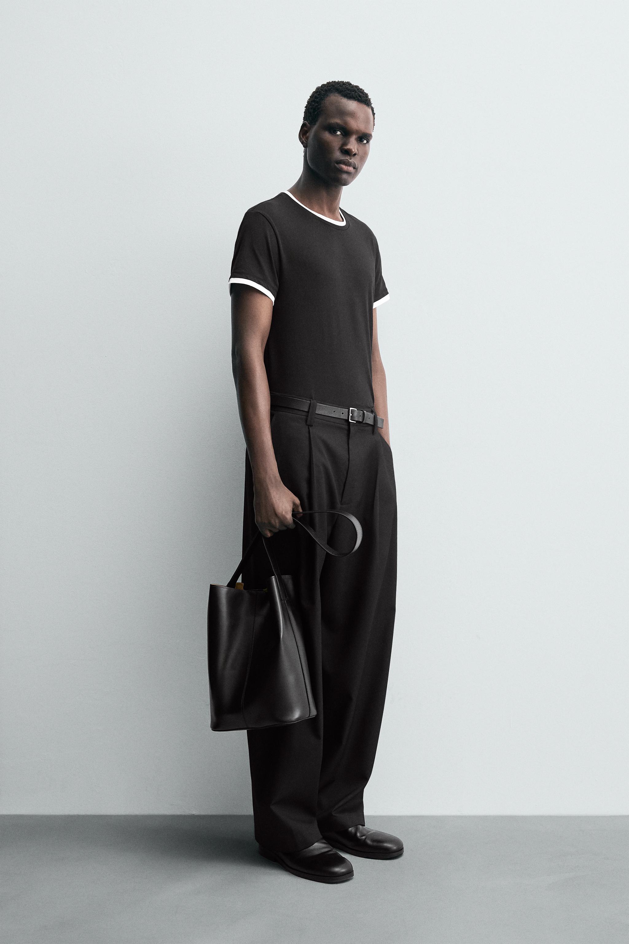 CONTRAST TRIM T-SHIRT