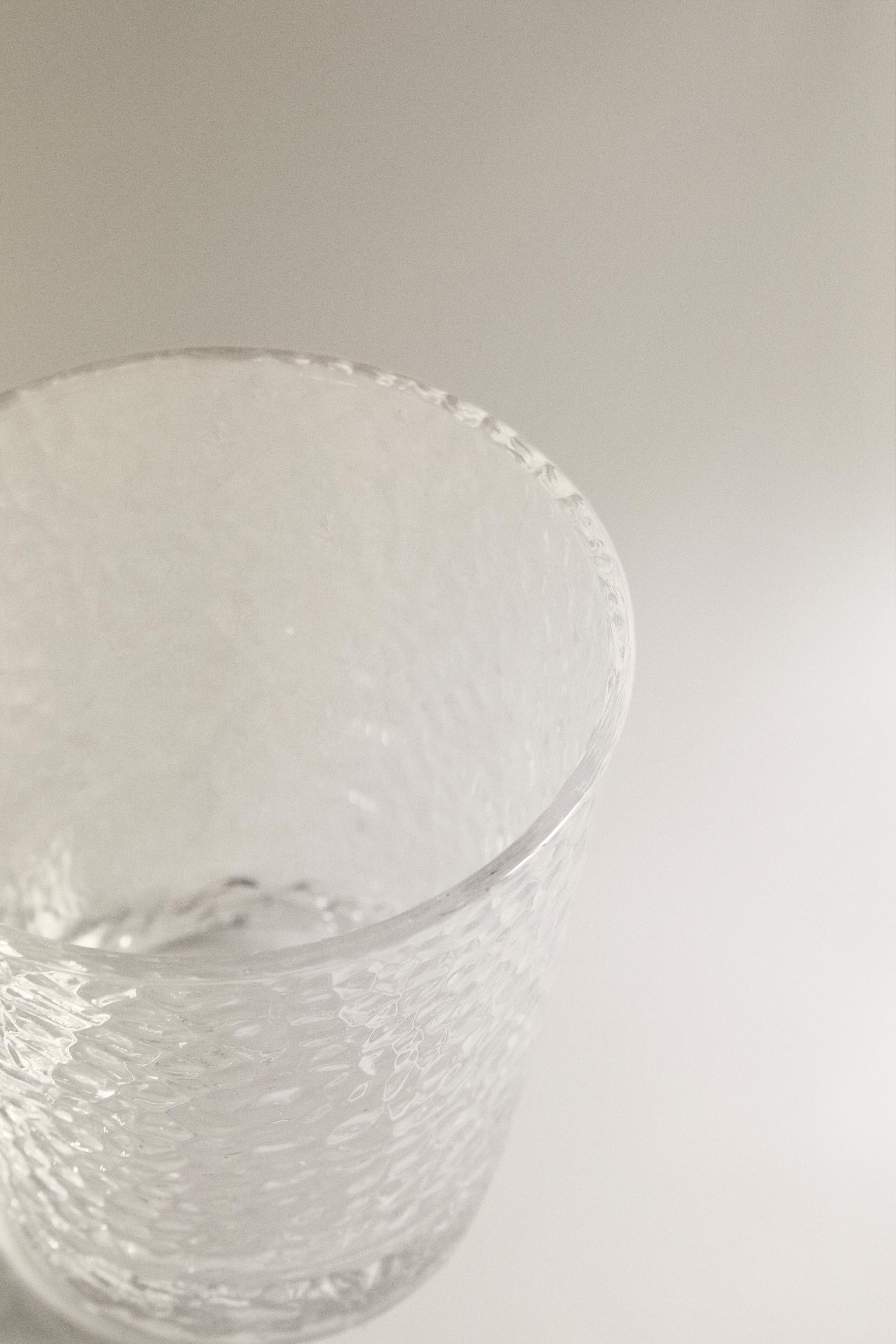 HAMMERED GLASS TUMBLER