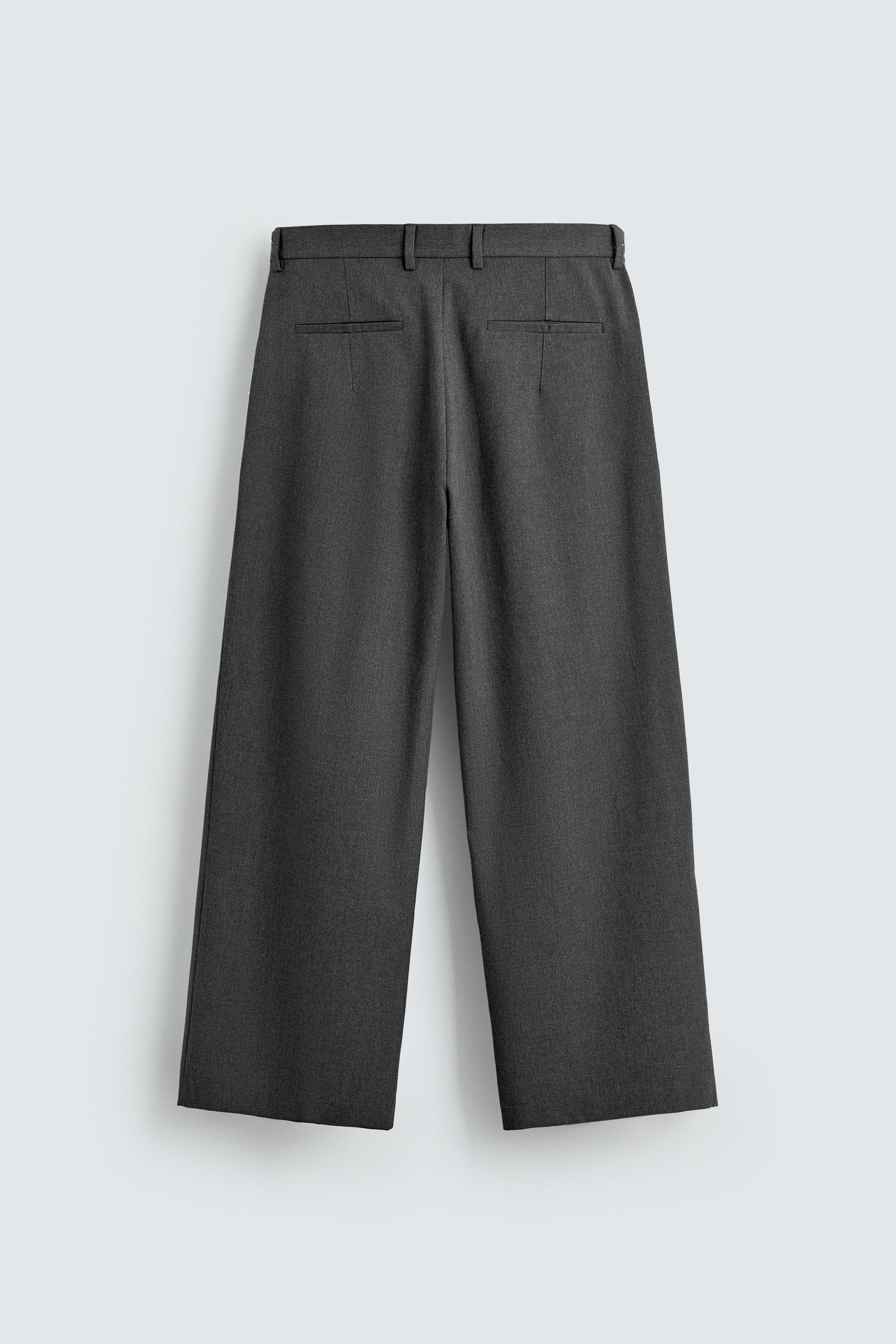 PLEATED WIDE FIT PANTS