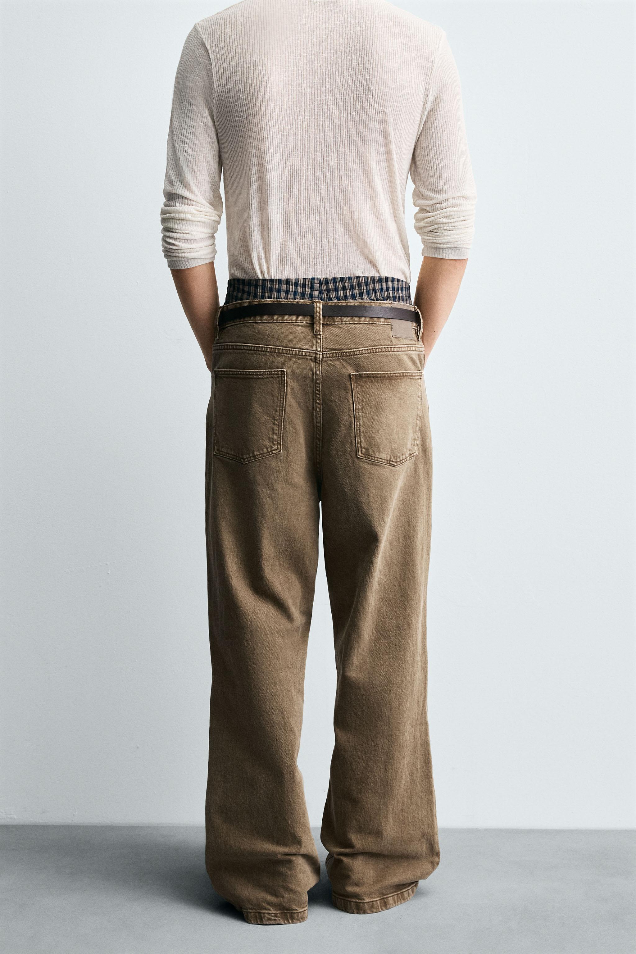 RELAXED FLARE FIT JEANS