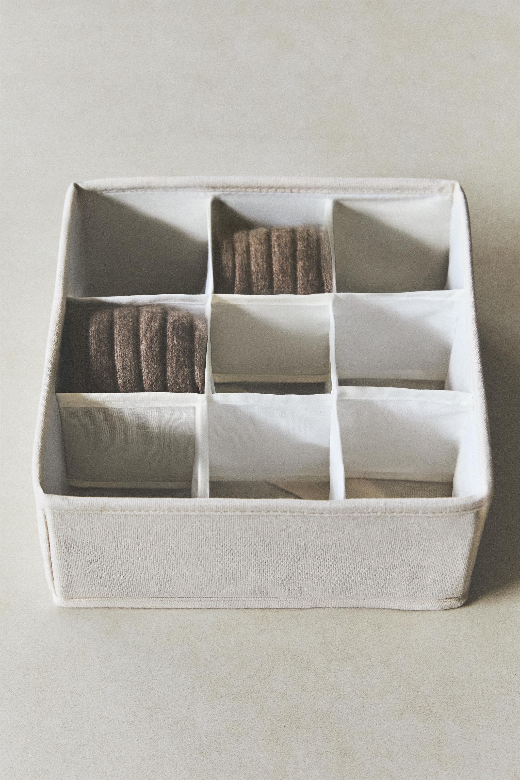 ORGANIZER BASKET WITH COMPARTMENTS
