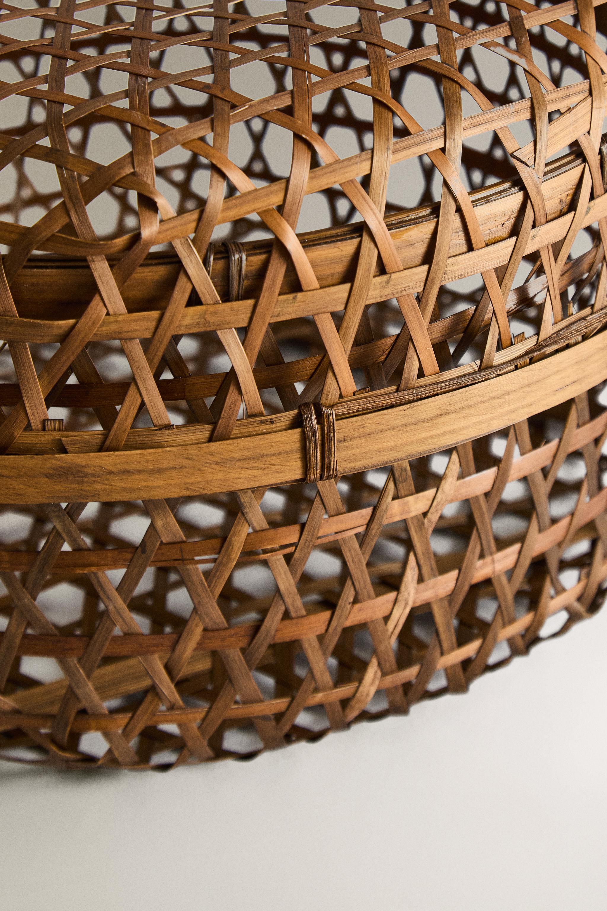 BAMBOO BASKET WITH LID