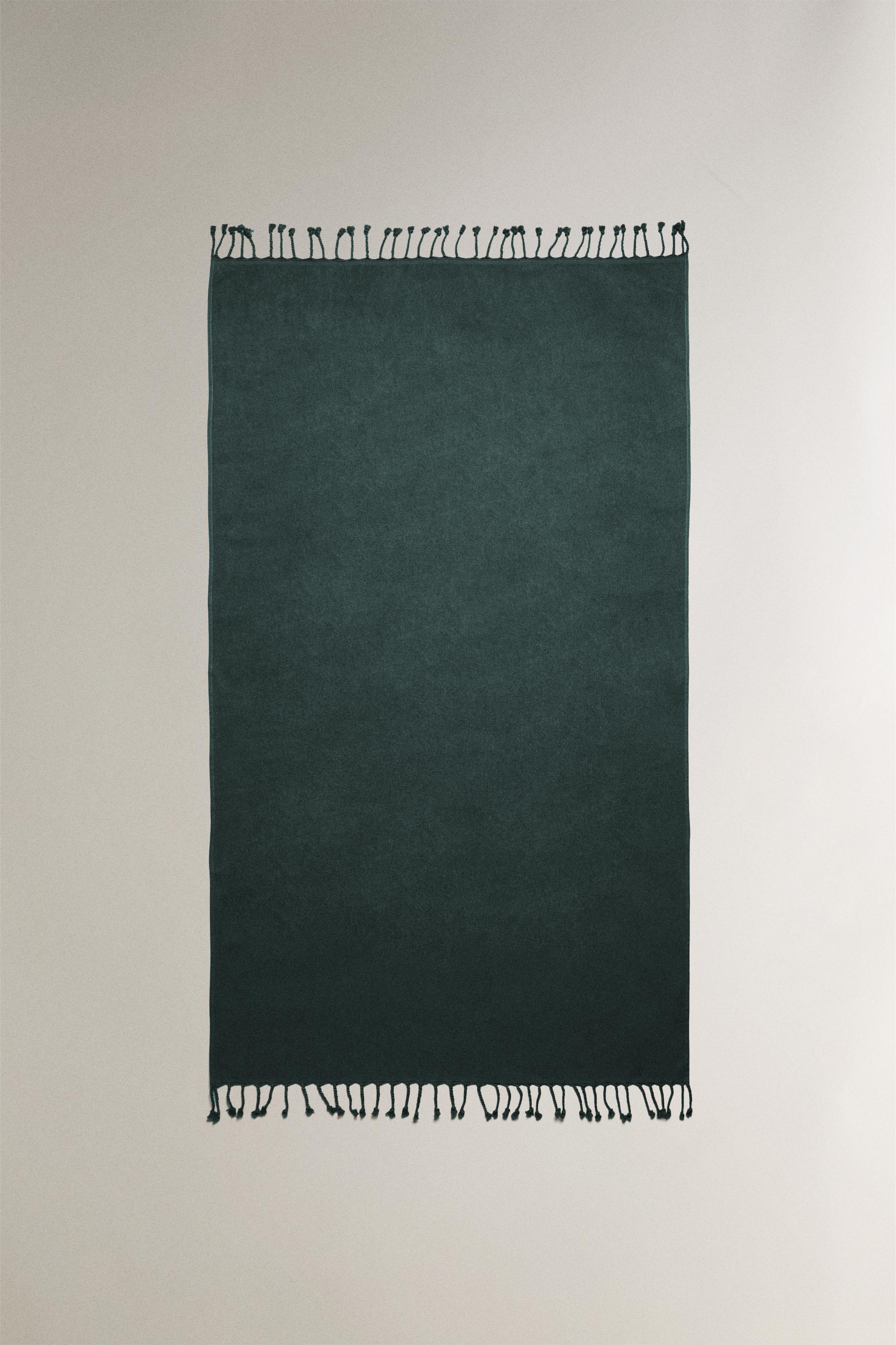 FRINGED COTTON BEACH TOWEL