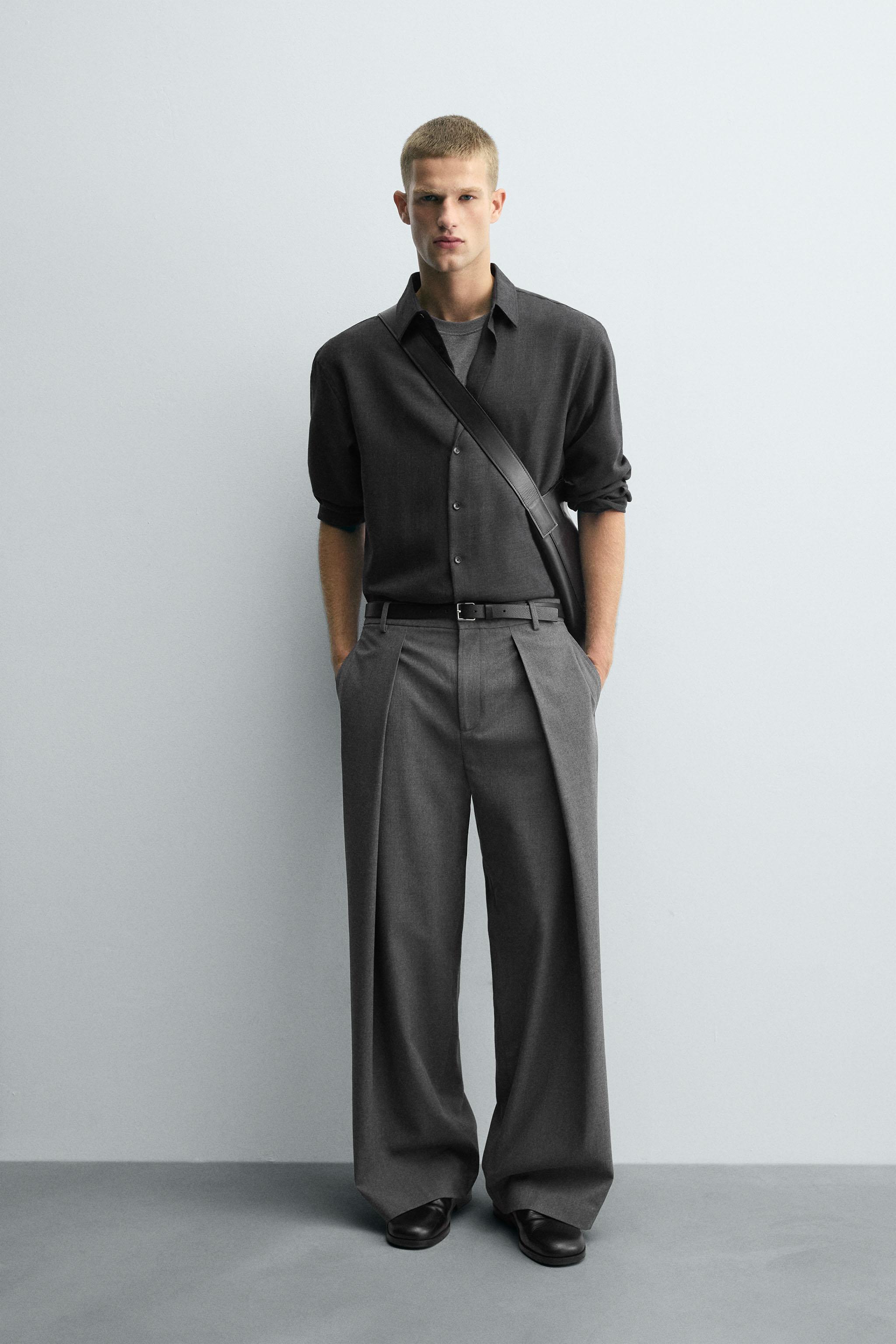 PLEATED WIDE FIT PANTS