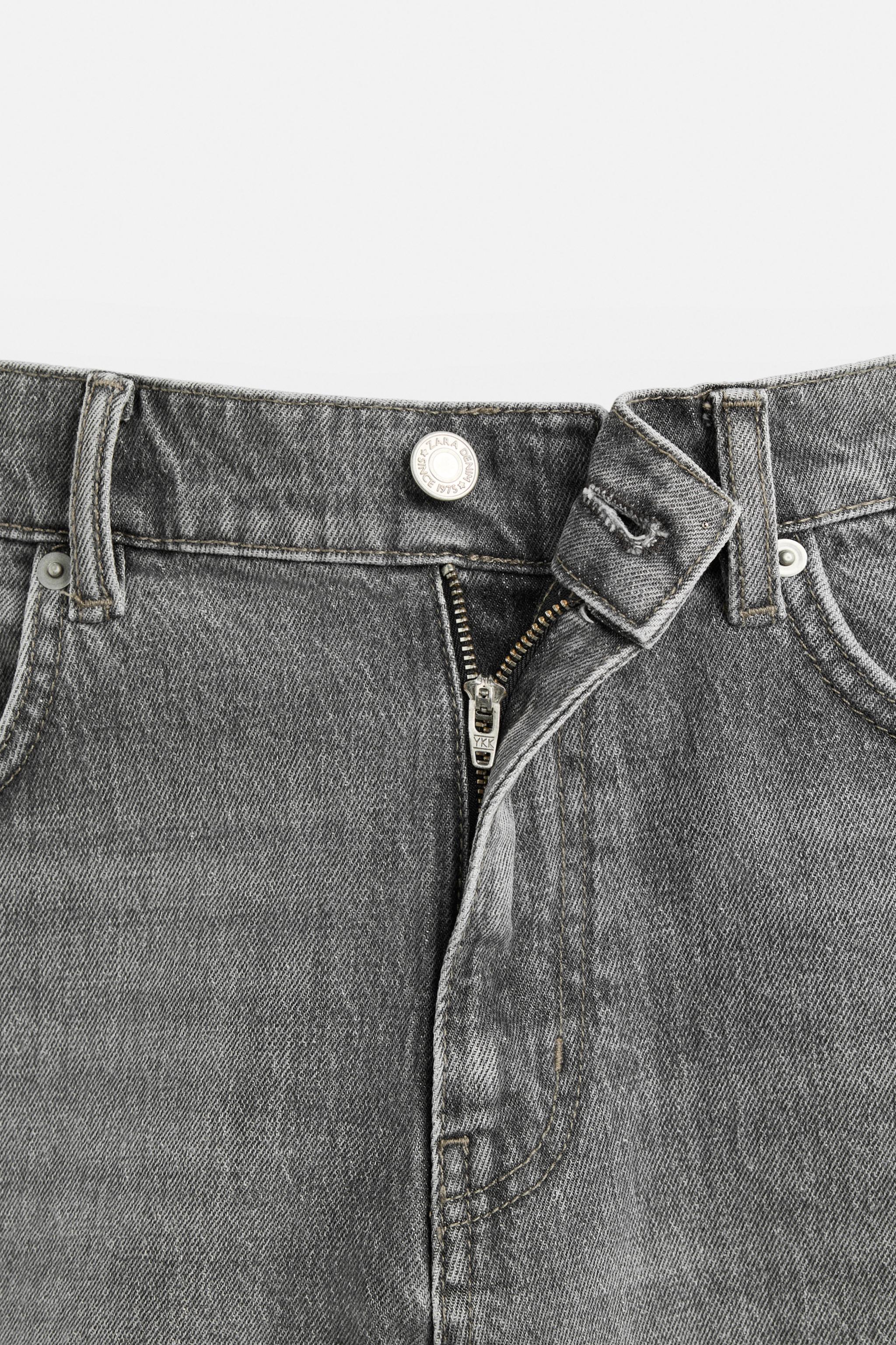 REGULAR FIT DENIM SHORTS