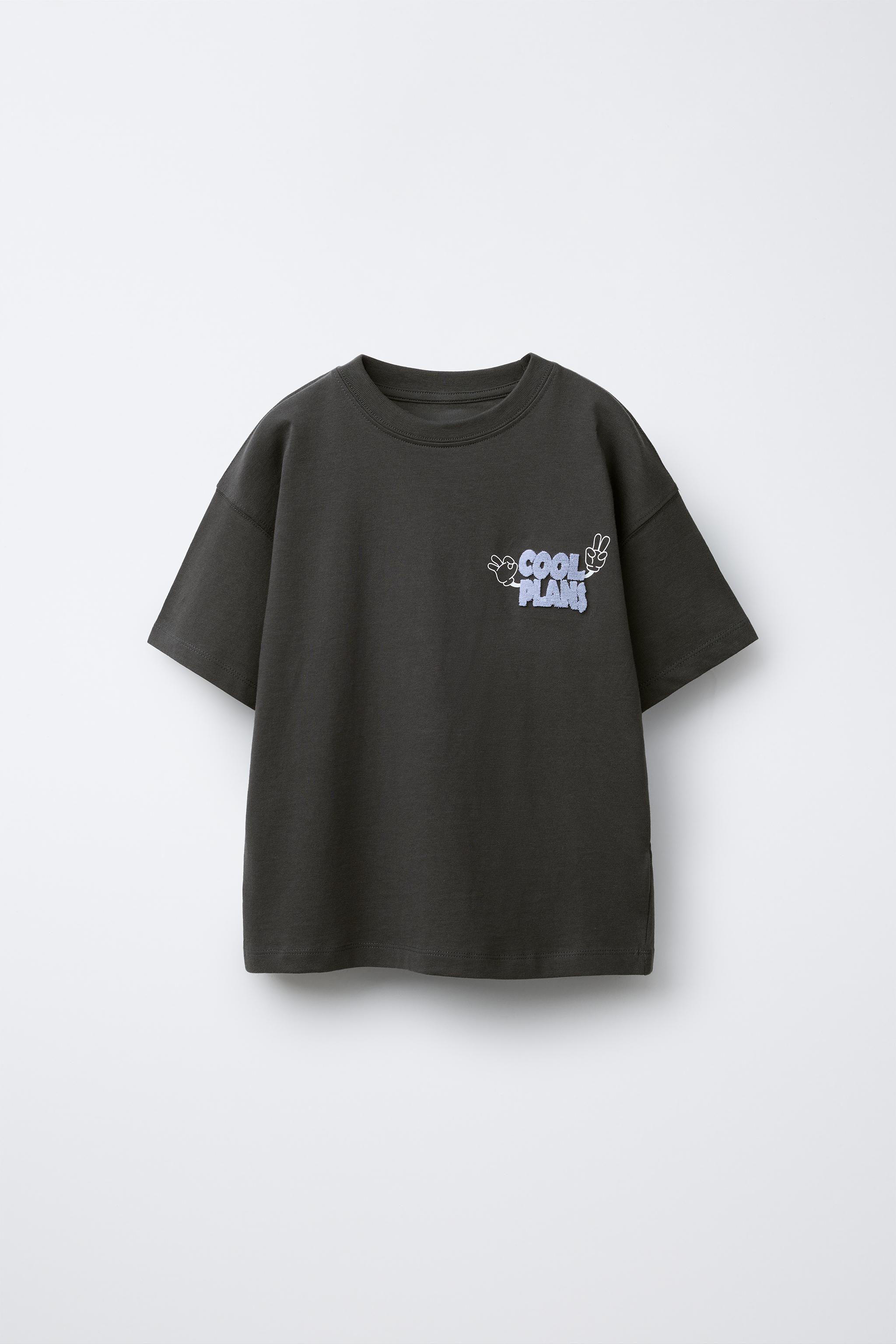 EMBROIDERED DETAIL T-SHIRT