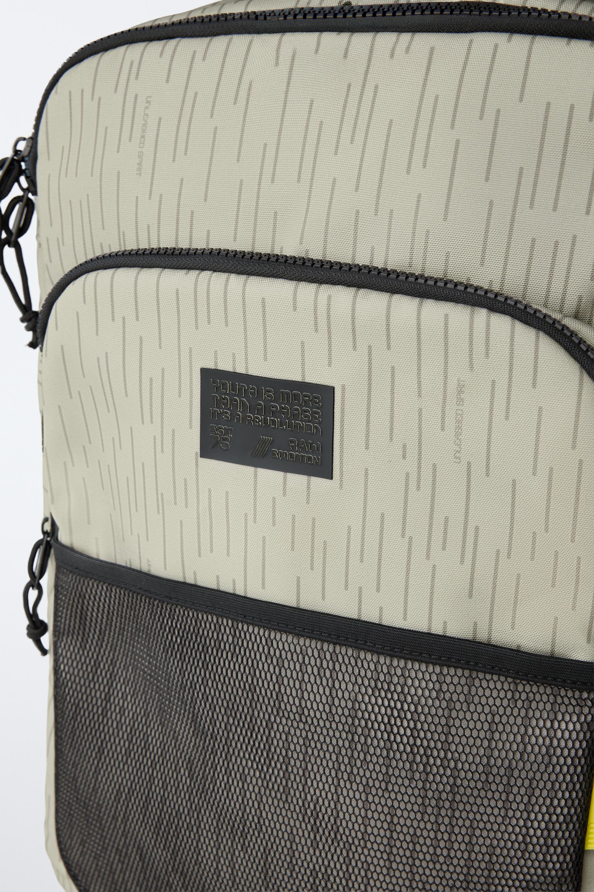 EXPLORER TRAVEL BACKPACK