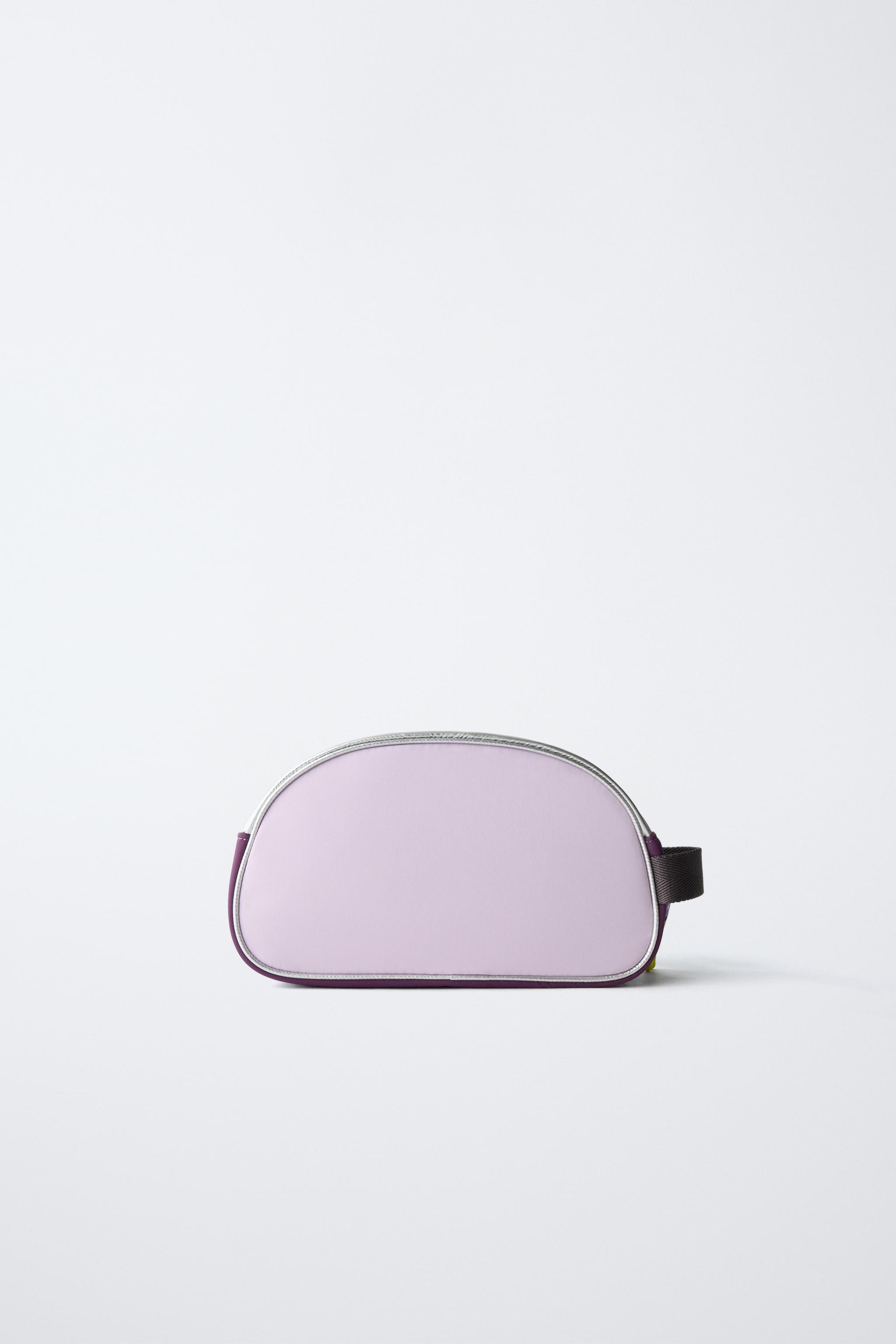 GYMWEAR COLLECTION TOILETRY BAG