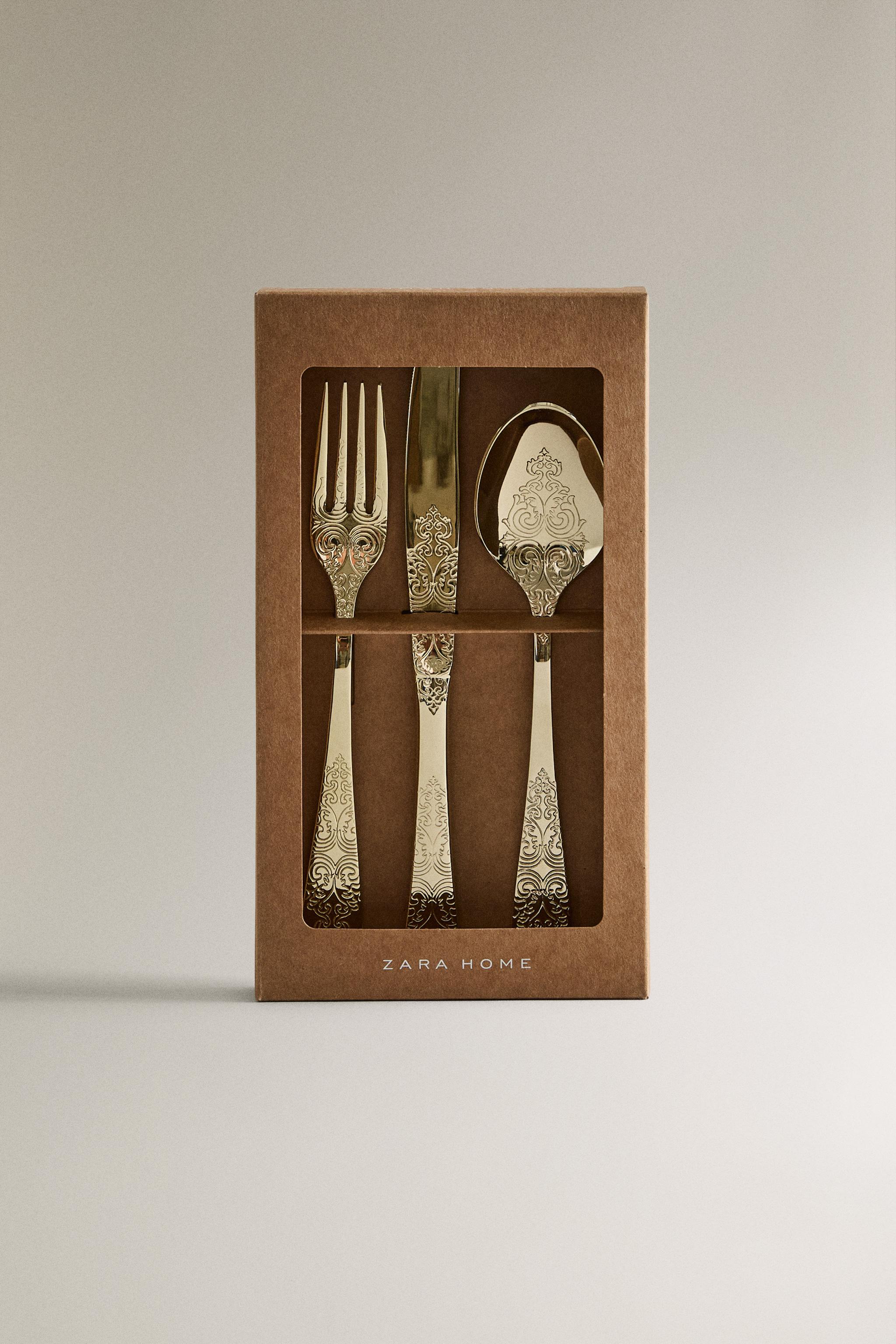 ENGRAVED FLATWARE SET