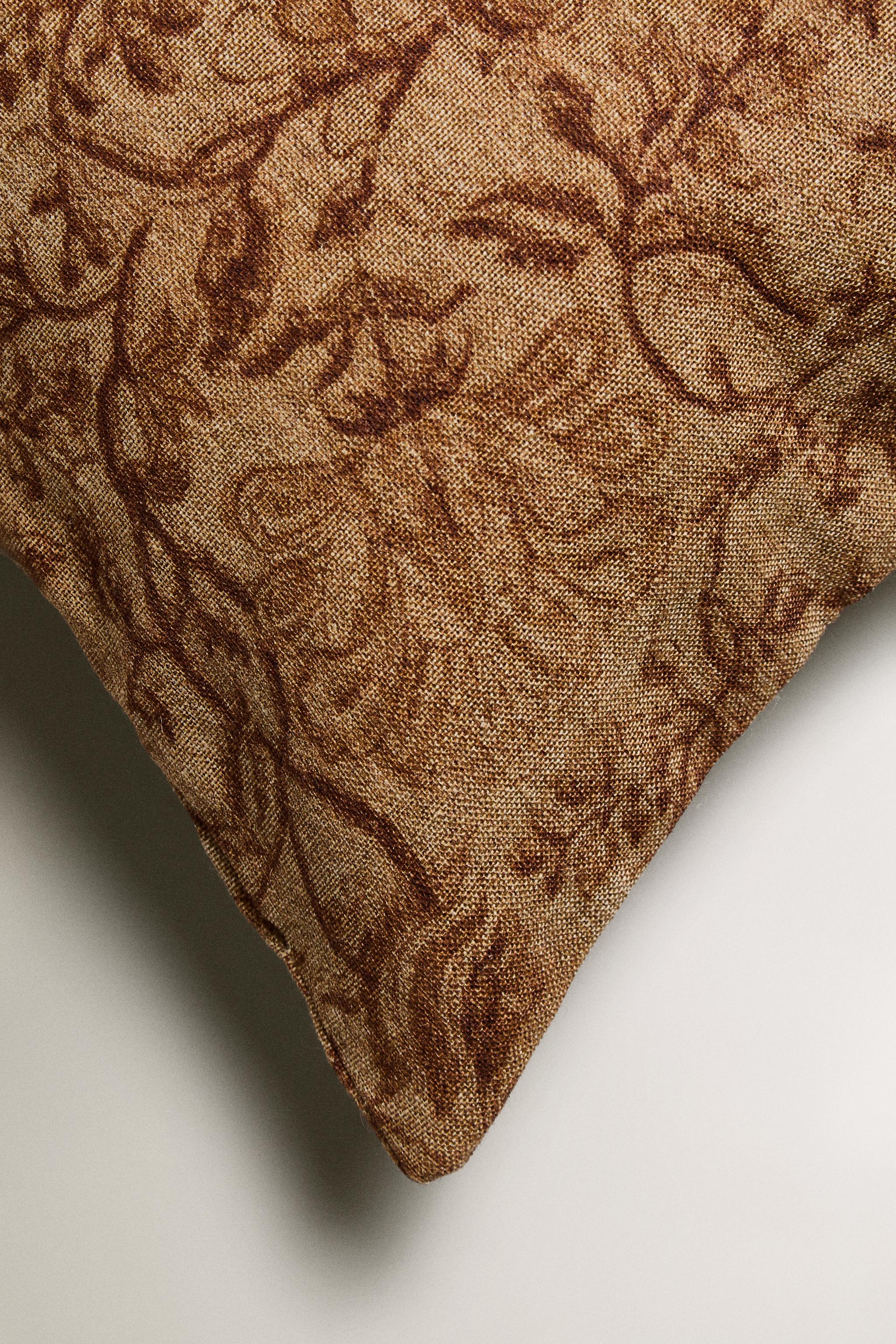 FLORAL PRINT THROW PILLOW COVER