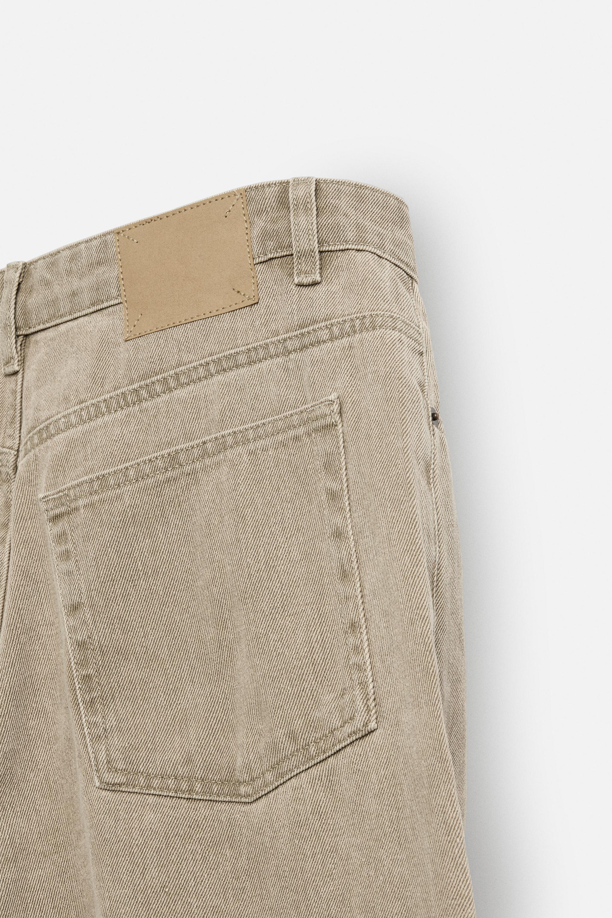 SLIM STRAIGHT FIT JEANS