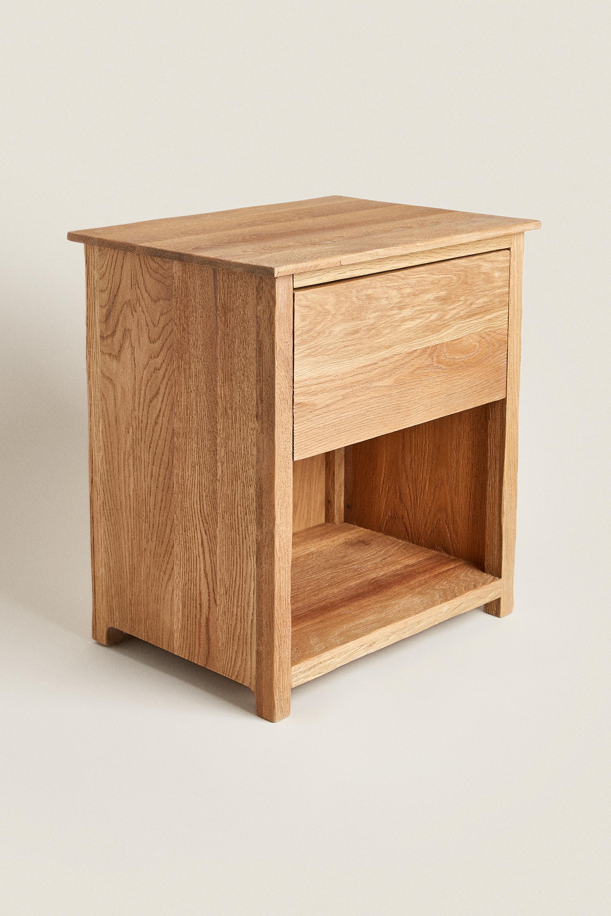 OAK NIGHTSTAND