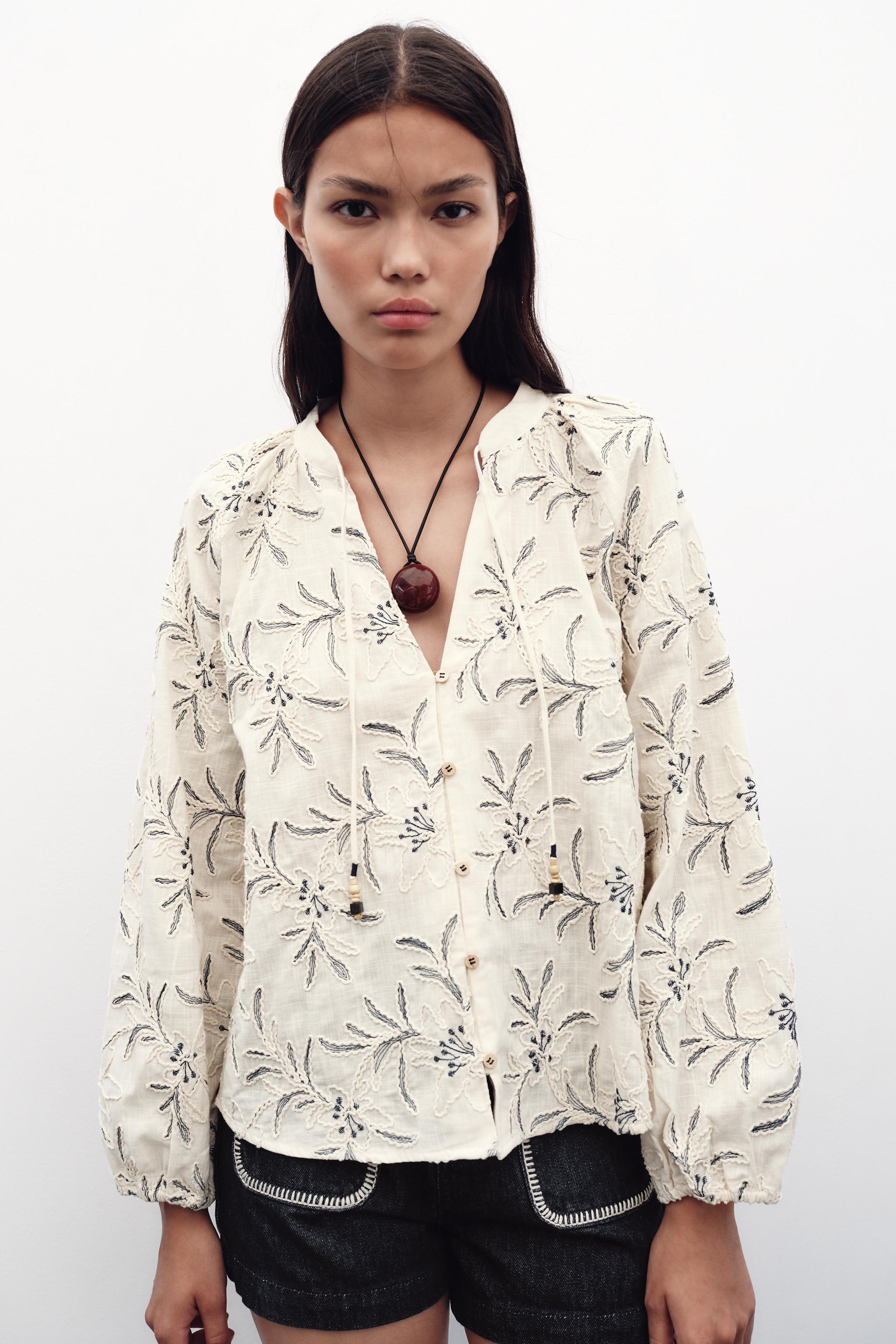 EMBROIDERED TEXTURED RUSTIC BLOUSE