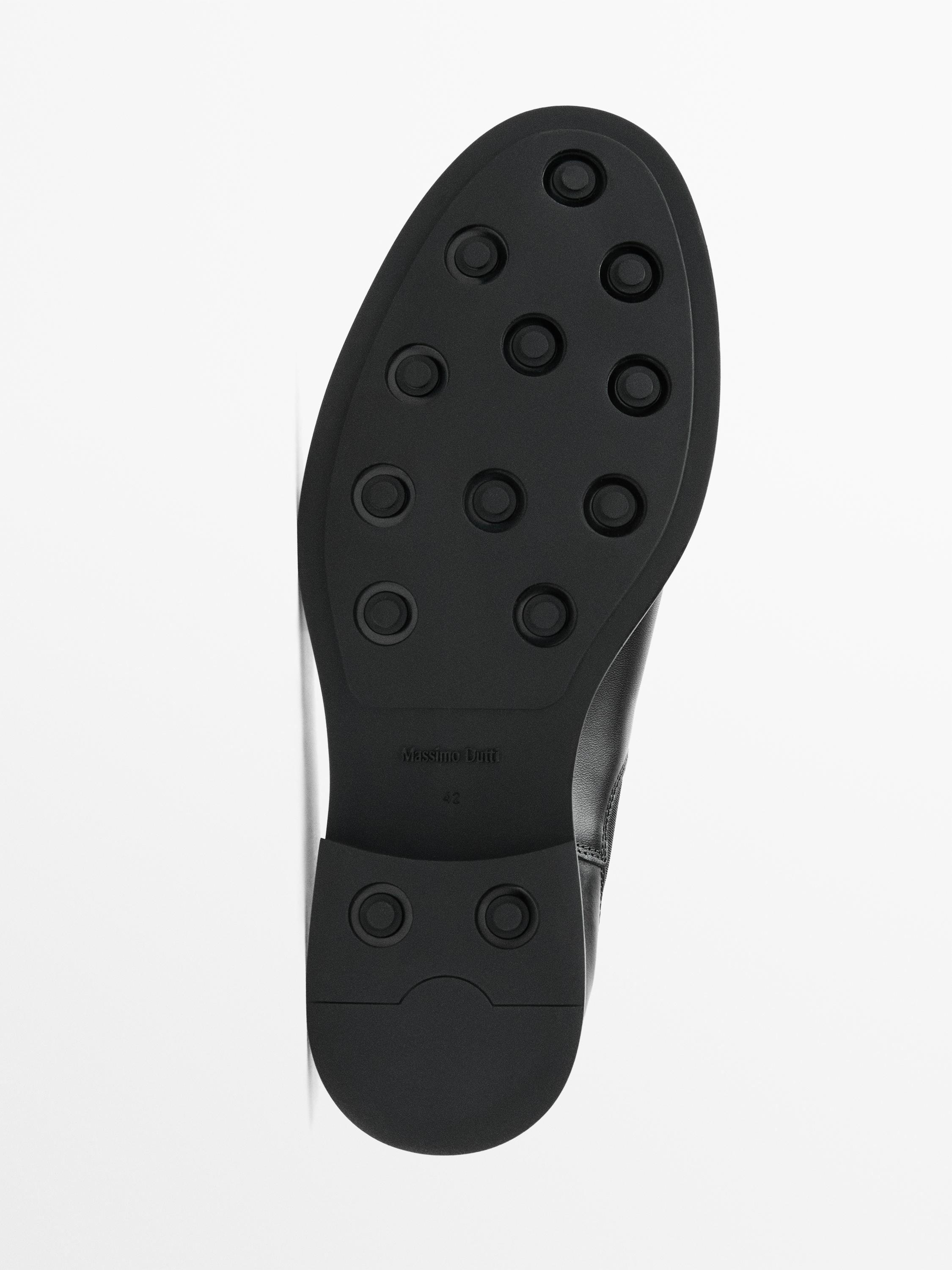 Nappa ankle boots with elastic gores