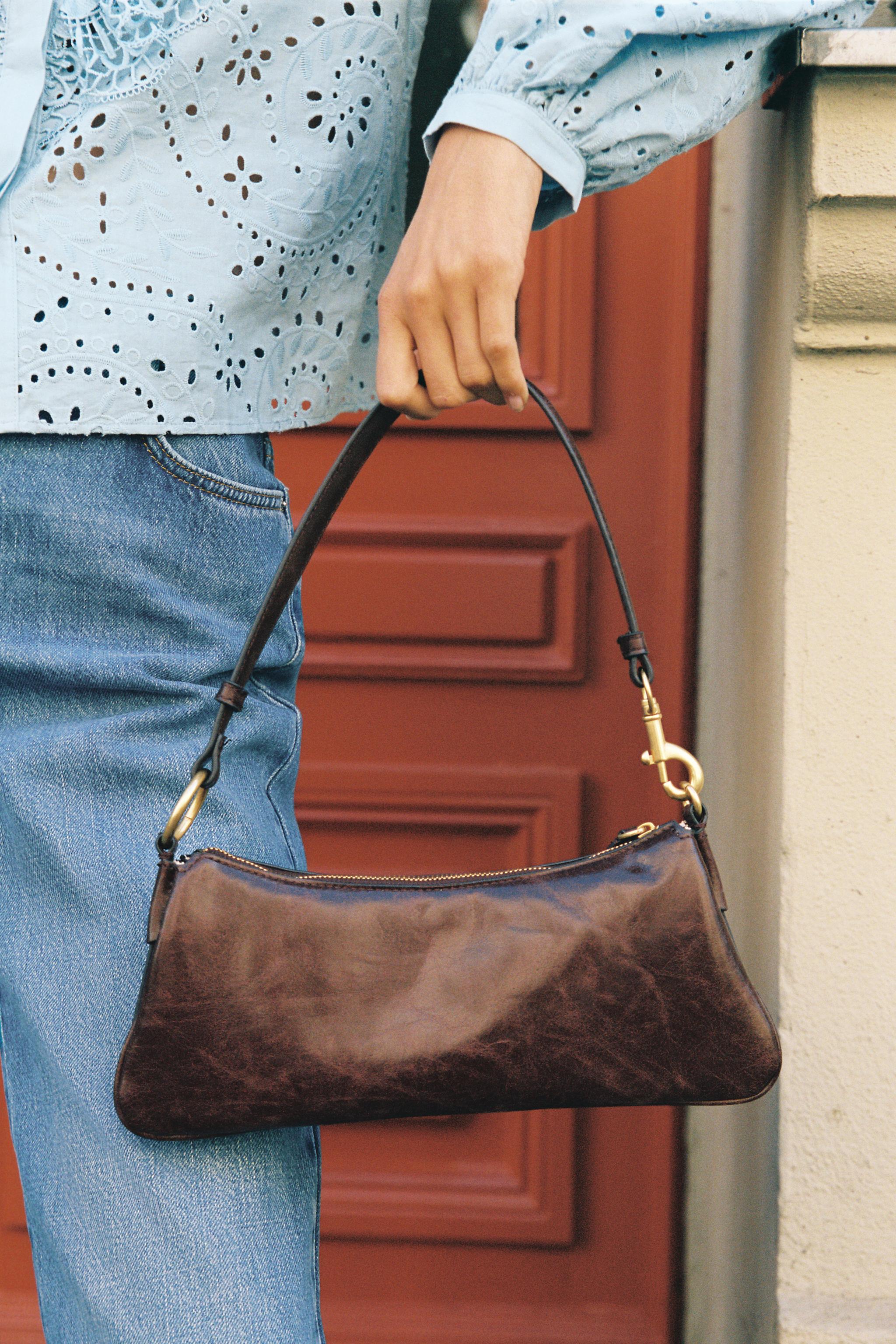 OBLONG SHOULDER BAG