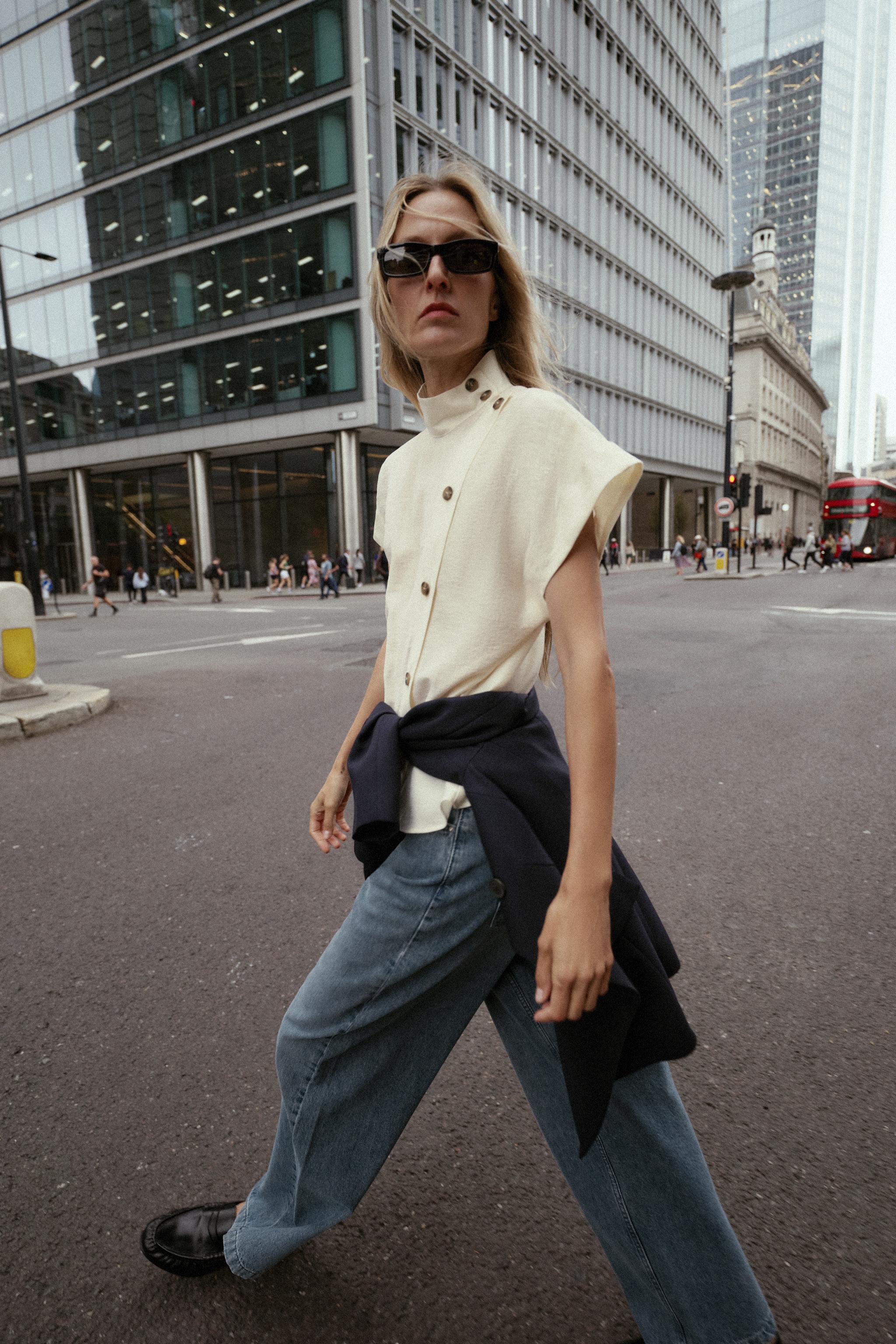 CONTRAST BUTTON SHIRT