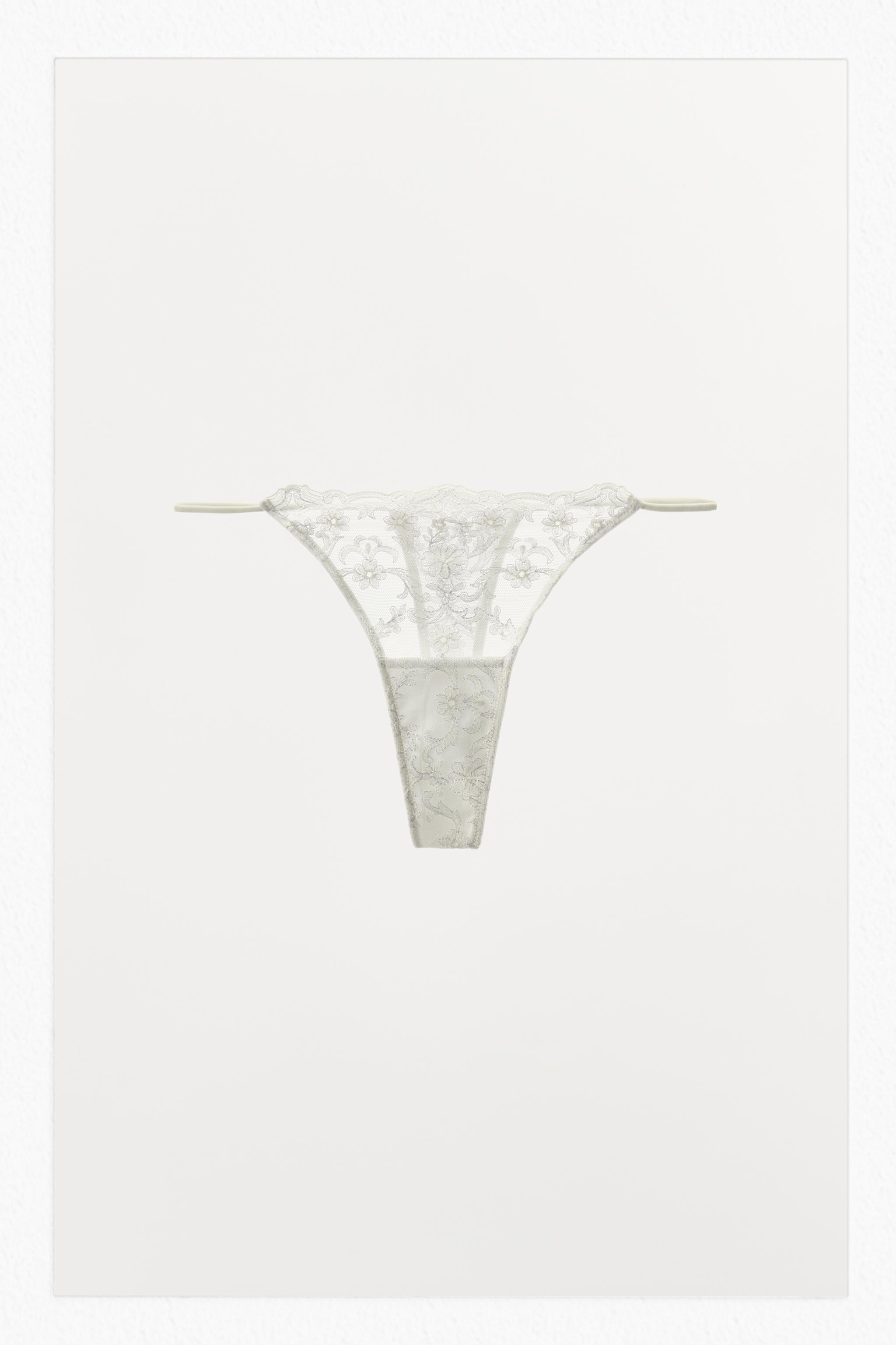 EMBROIDERED LACE THONG