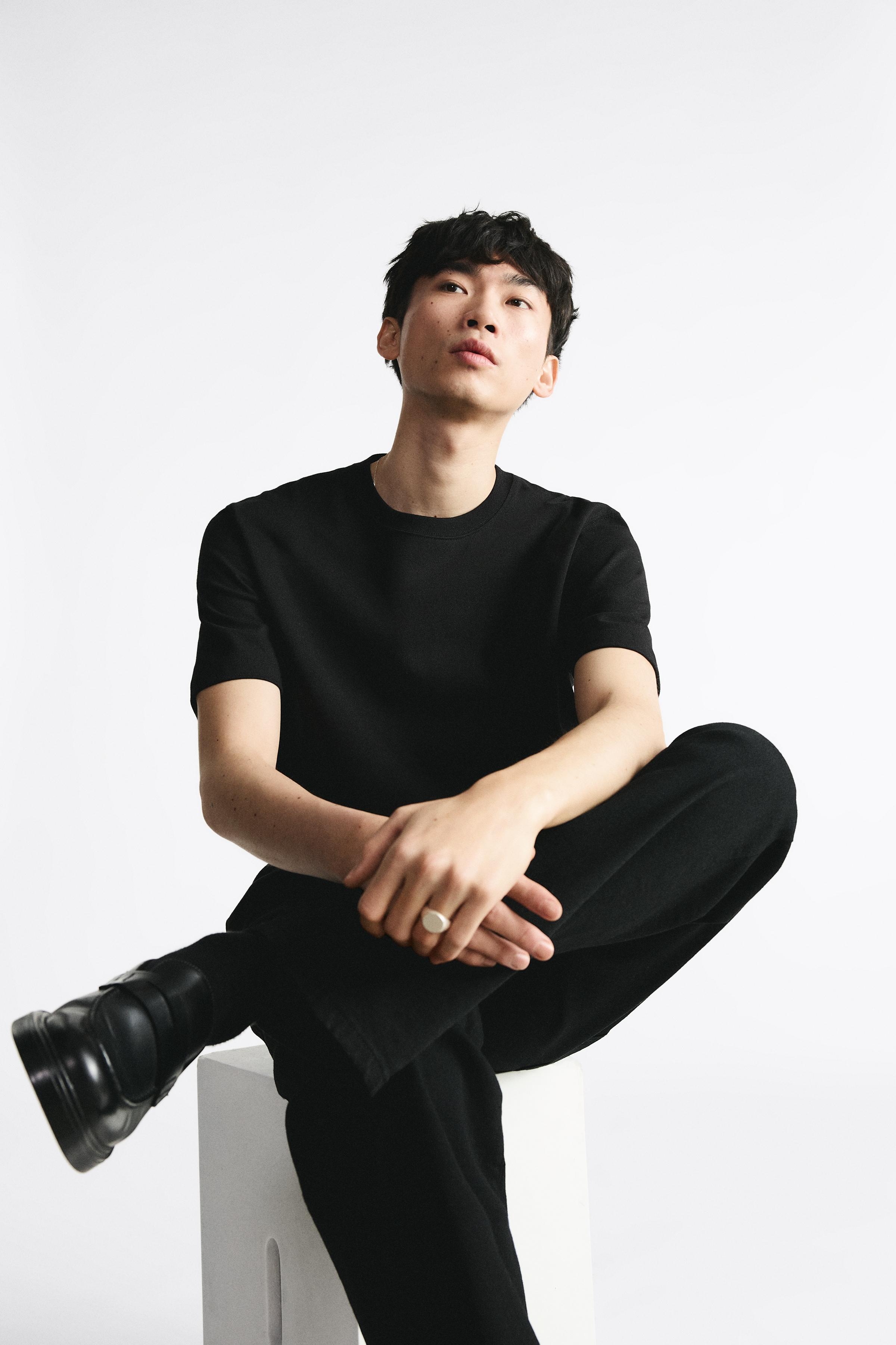 HEAVYWEIGHT SHORT SLEEVE T-SHIRT