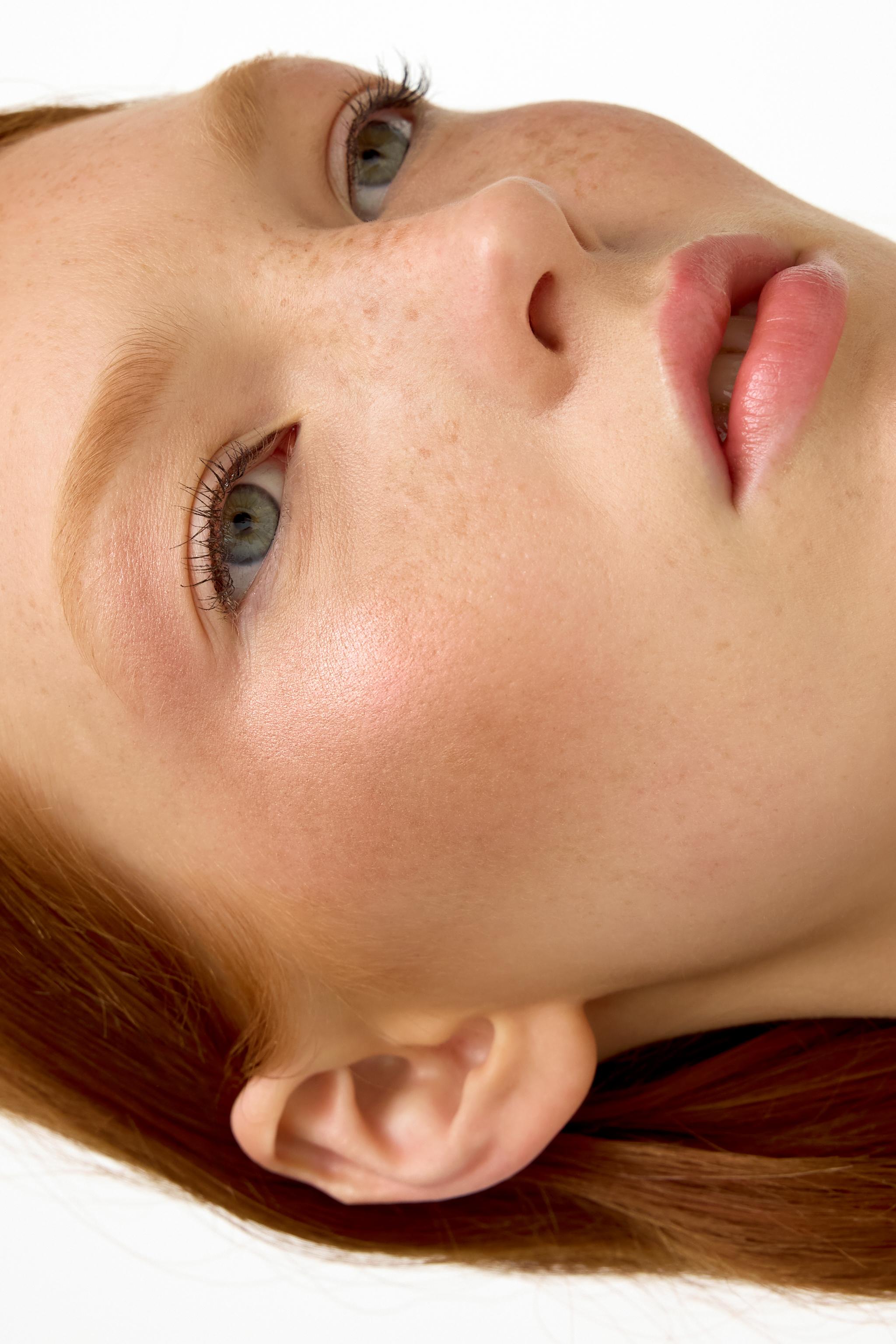 LIQUID HIGHLIGHTER - SUNREAL