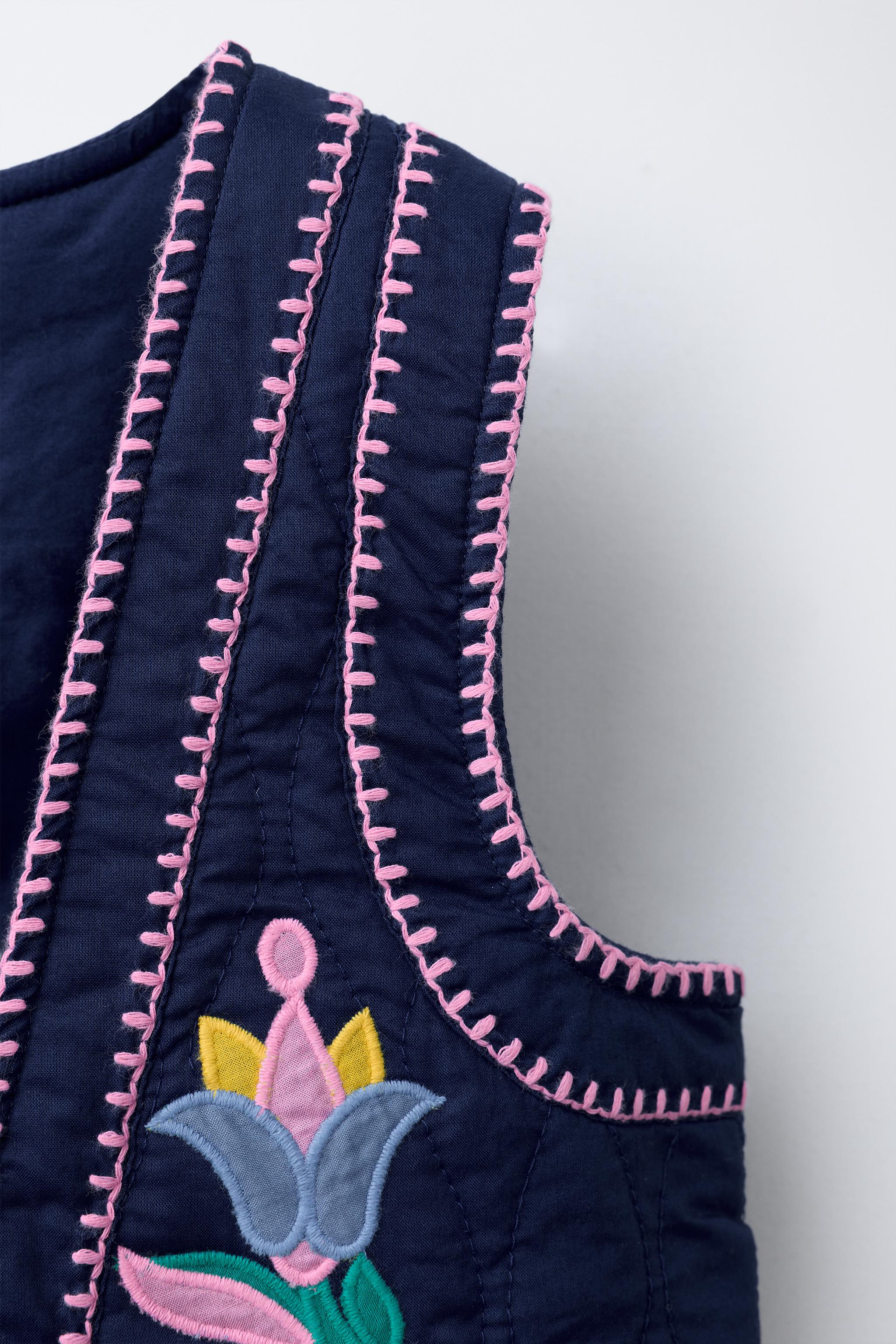 TULIP EMBROIDERY VEST