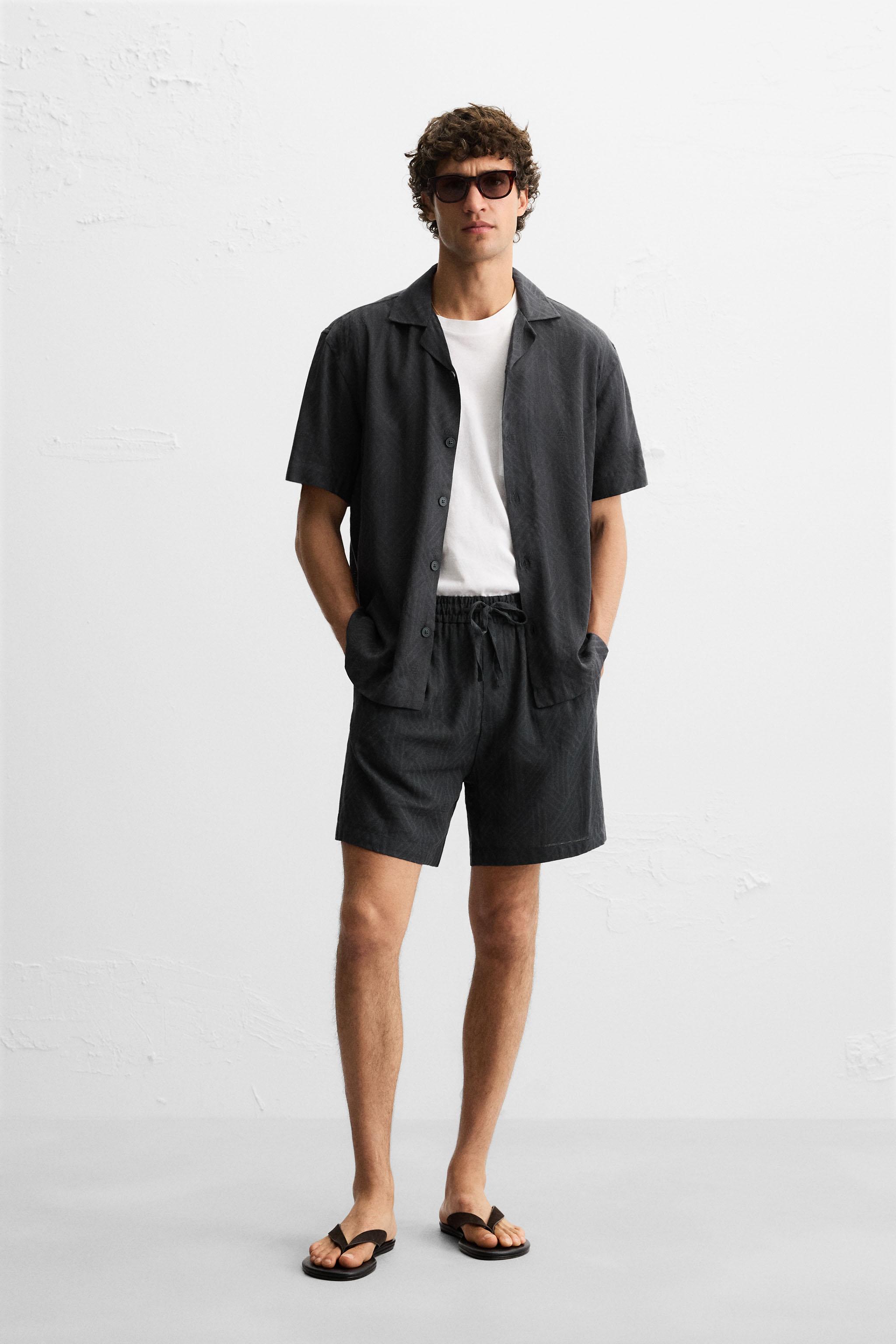 GEOMETRIC JACQUARD SHORTS