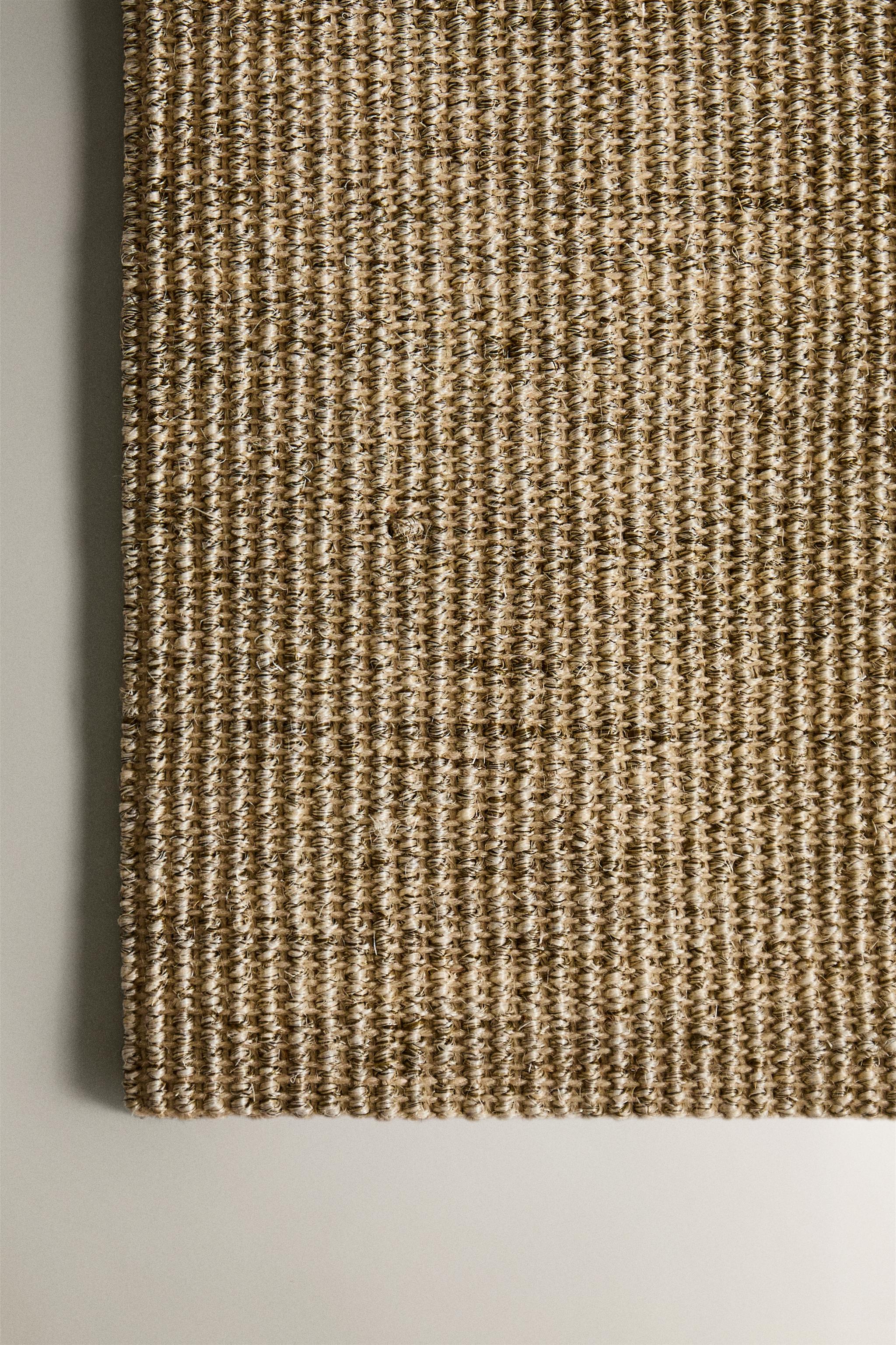 WOVEN SISAL AREA RUG