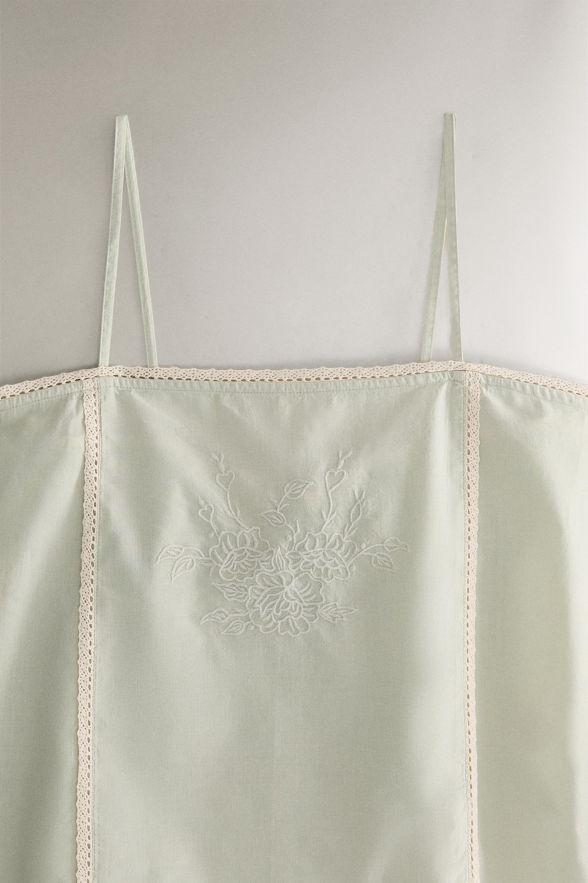 COTTON TOP WITH EMBROIDERY