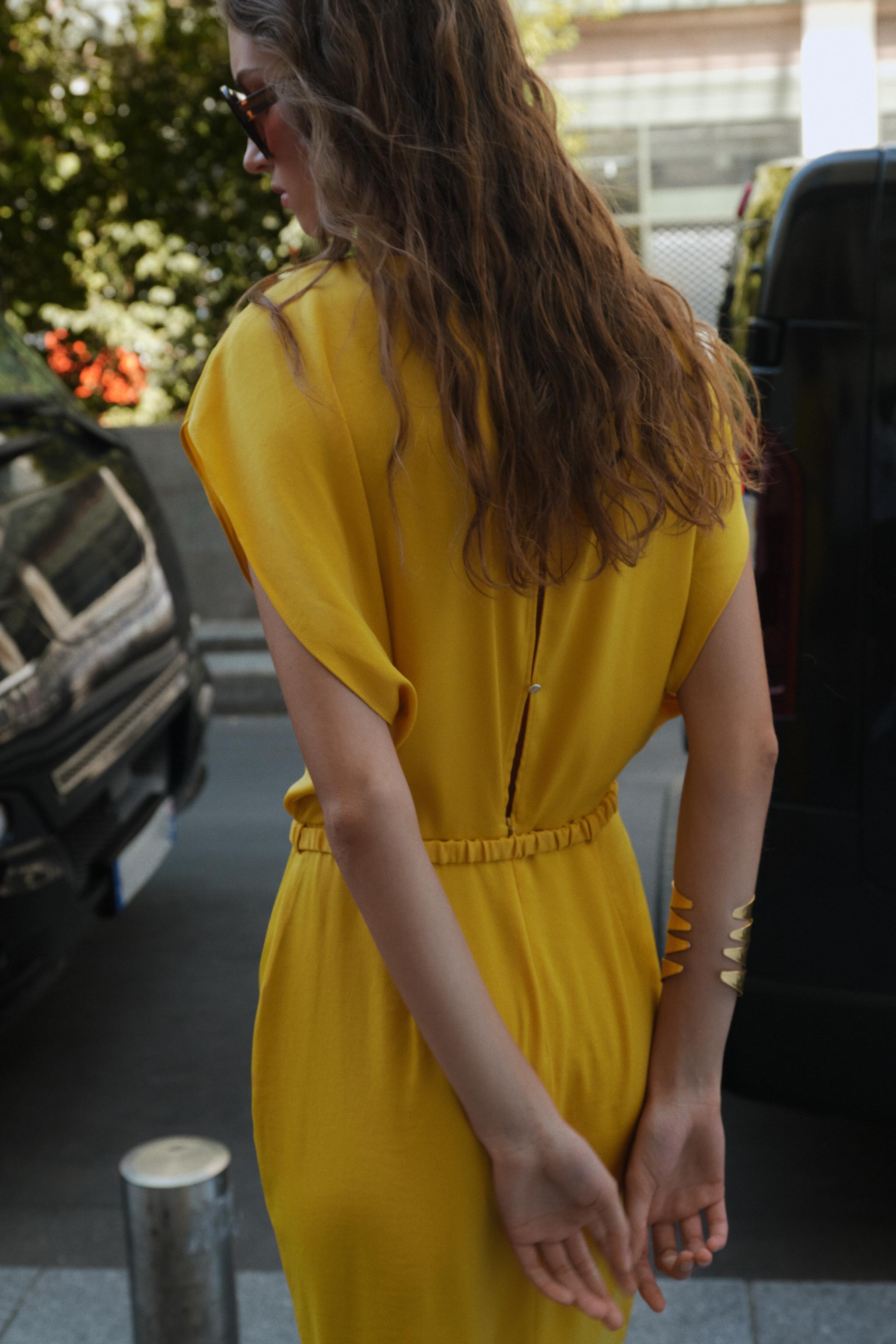 BELTED SATIN EFFECT MIDI DRESS