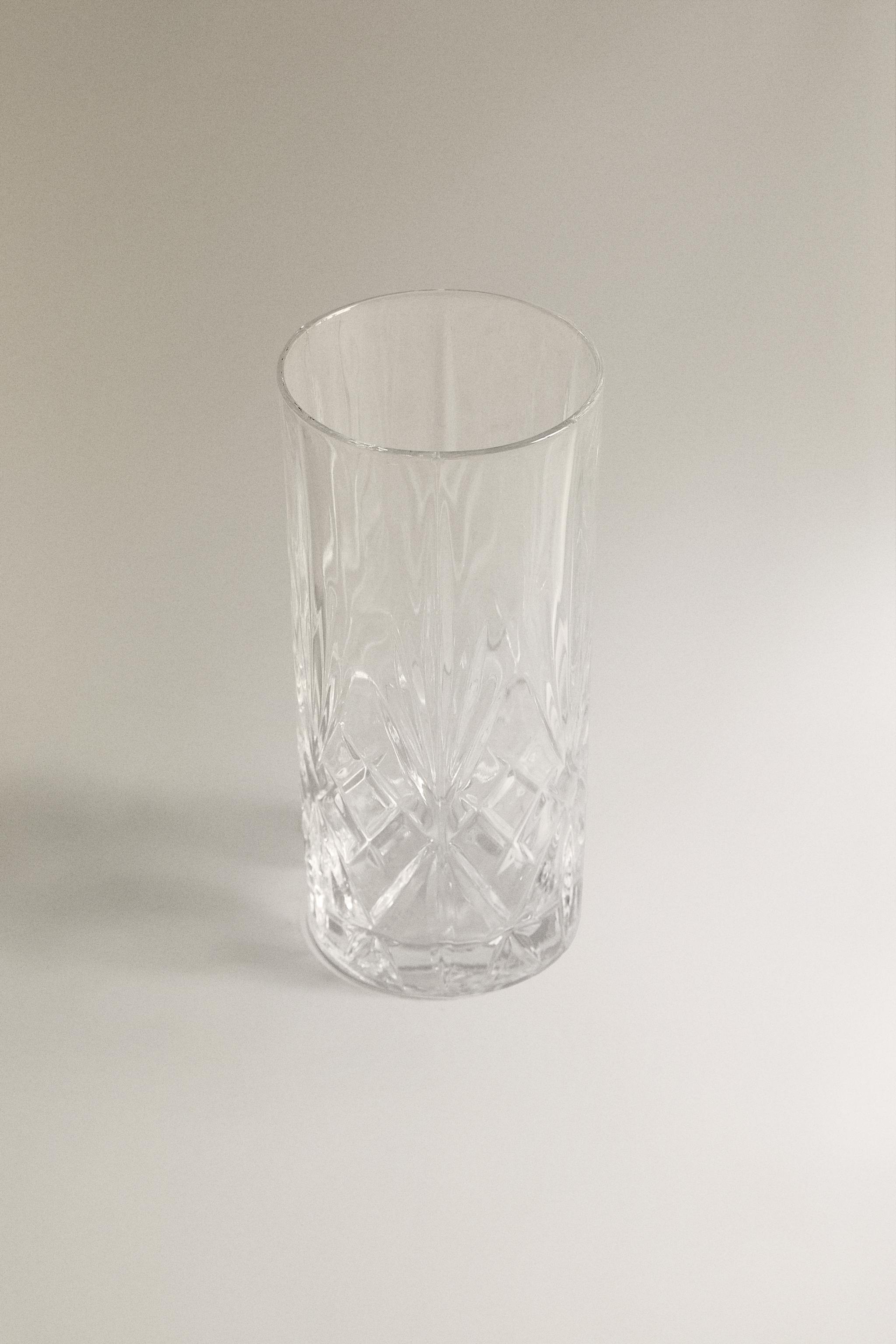 TALL TUMBLER WITH RAISED DESIGN