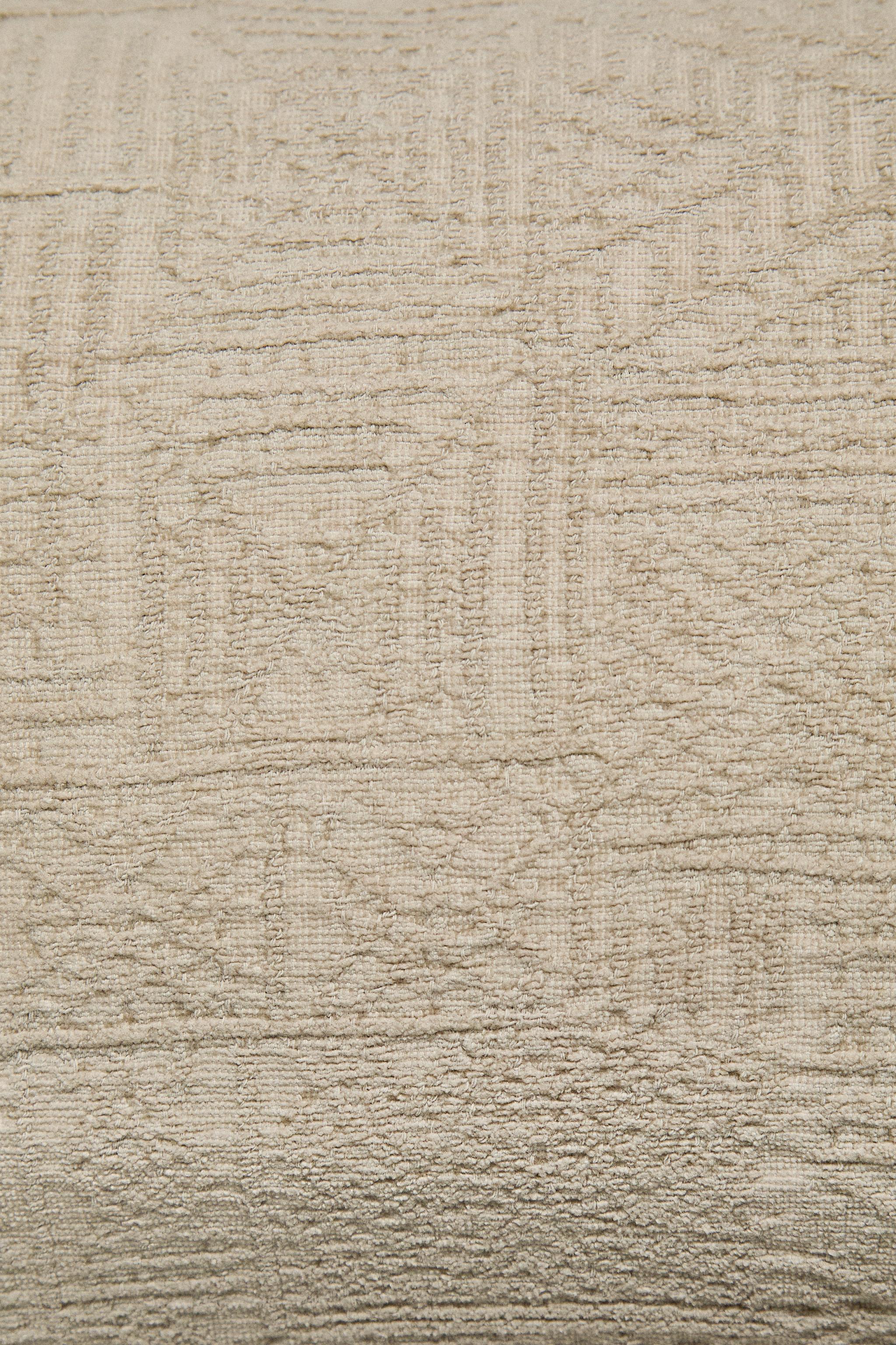 JACQUARD THROW PILLOW COVER