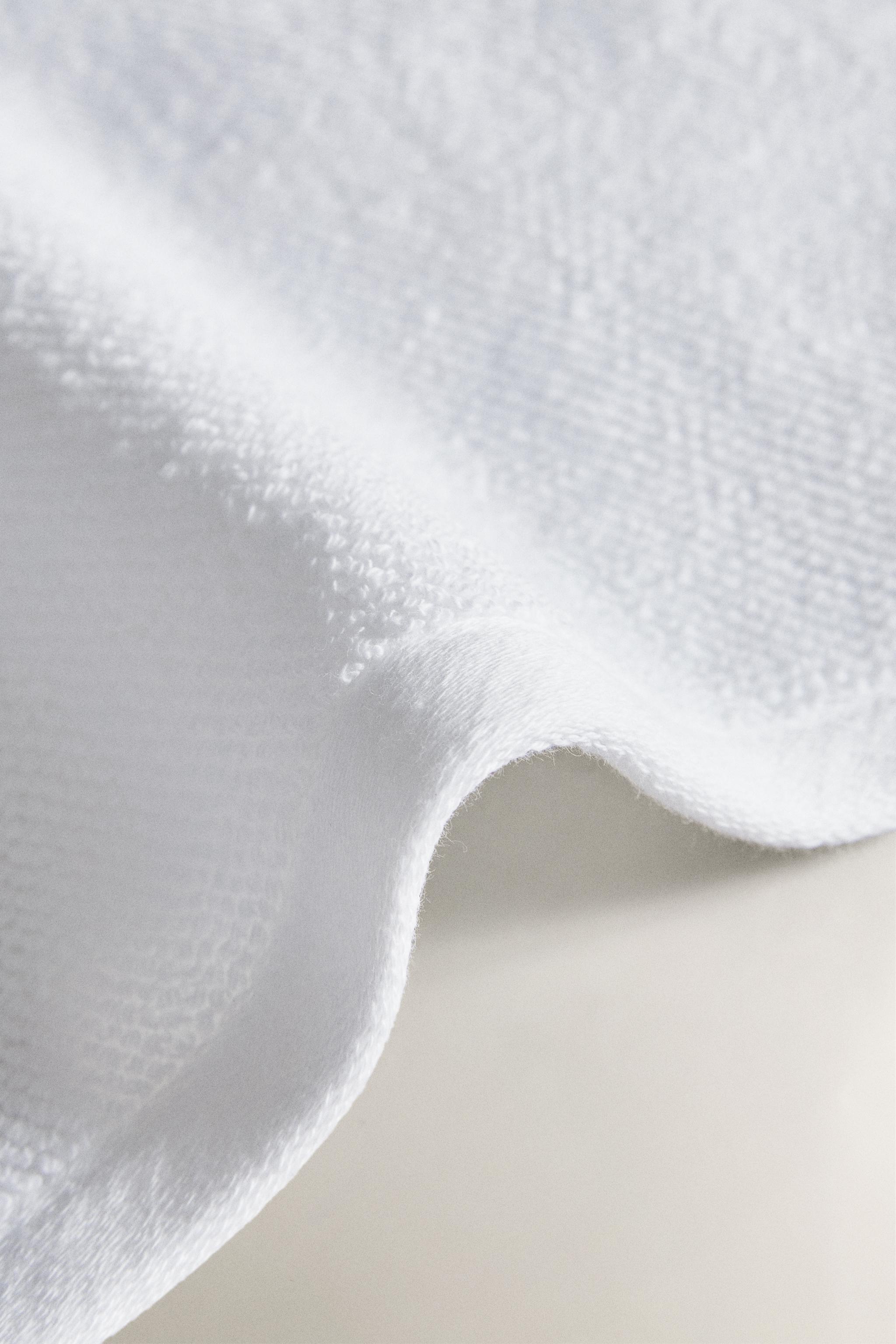 SET OF RICE STITCH COTTON HAND TOWELS (SET OF 3)