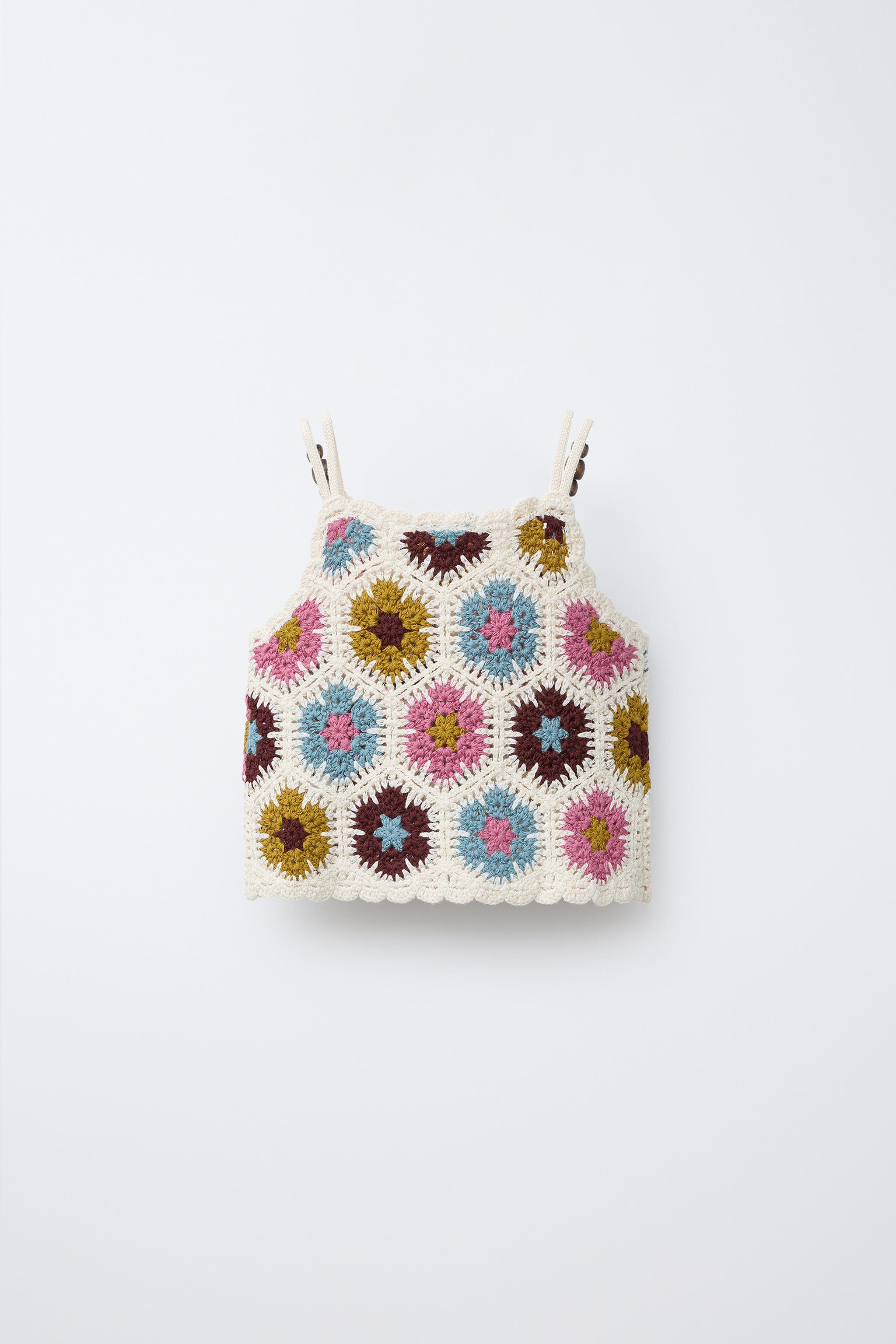 FLORAL AND BEADED CROCHET KNIT TOP