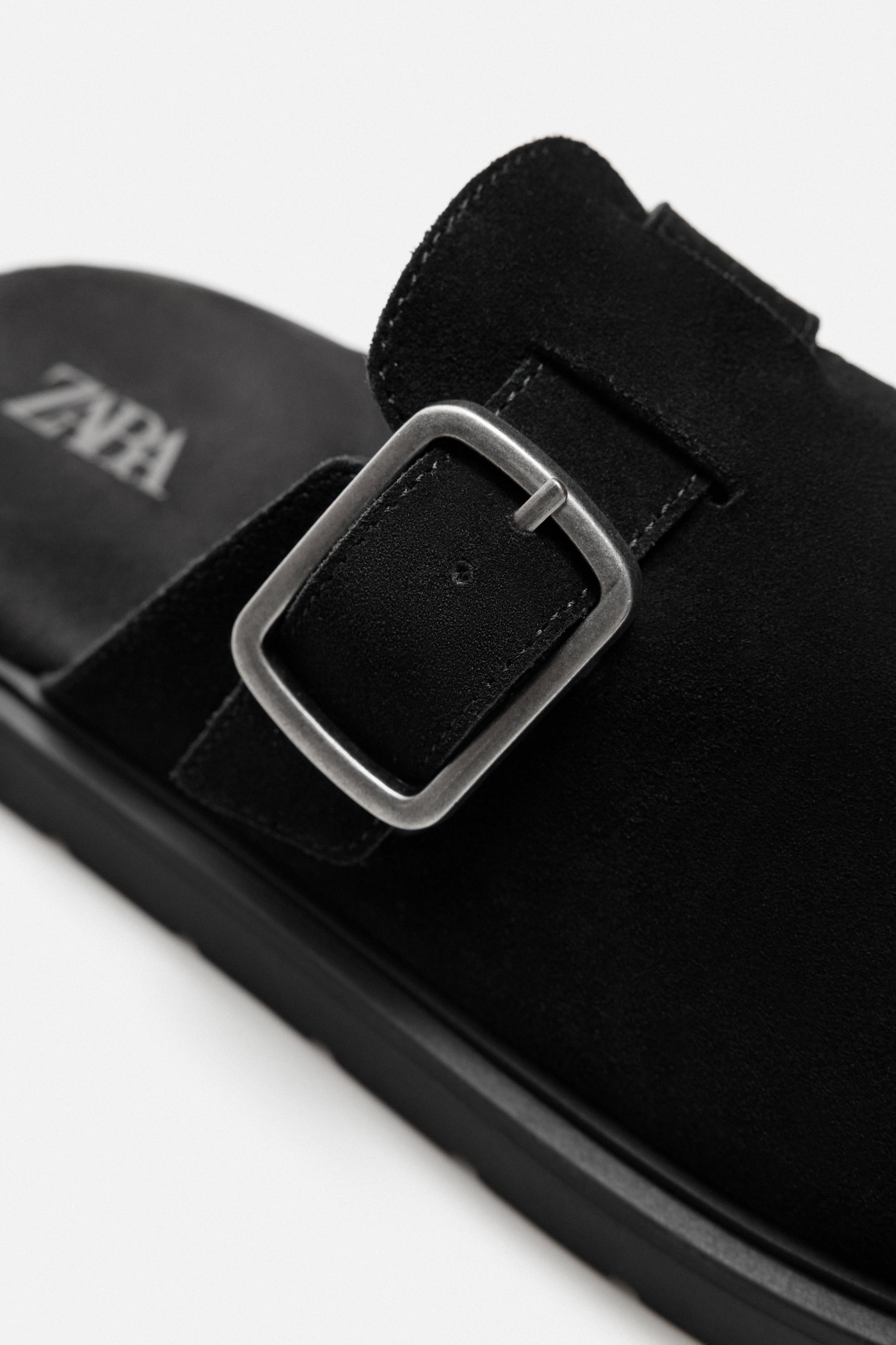 LEATHER BUCKLE CLOGS