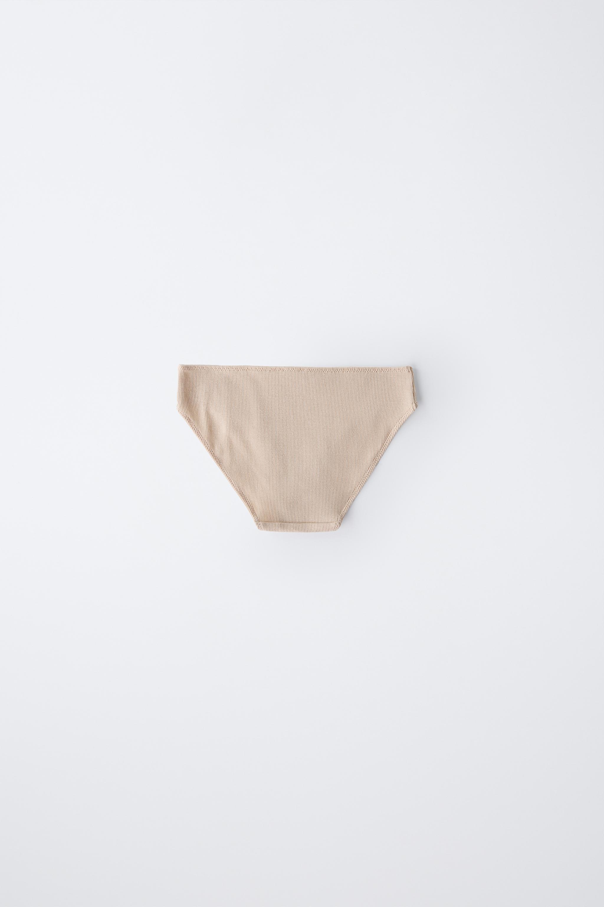 AGES 6-14/ THREE-PACK OF RIBBED BRIEFS WITH LABEL